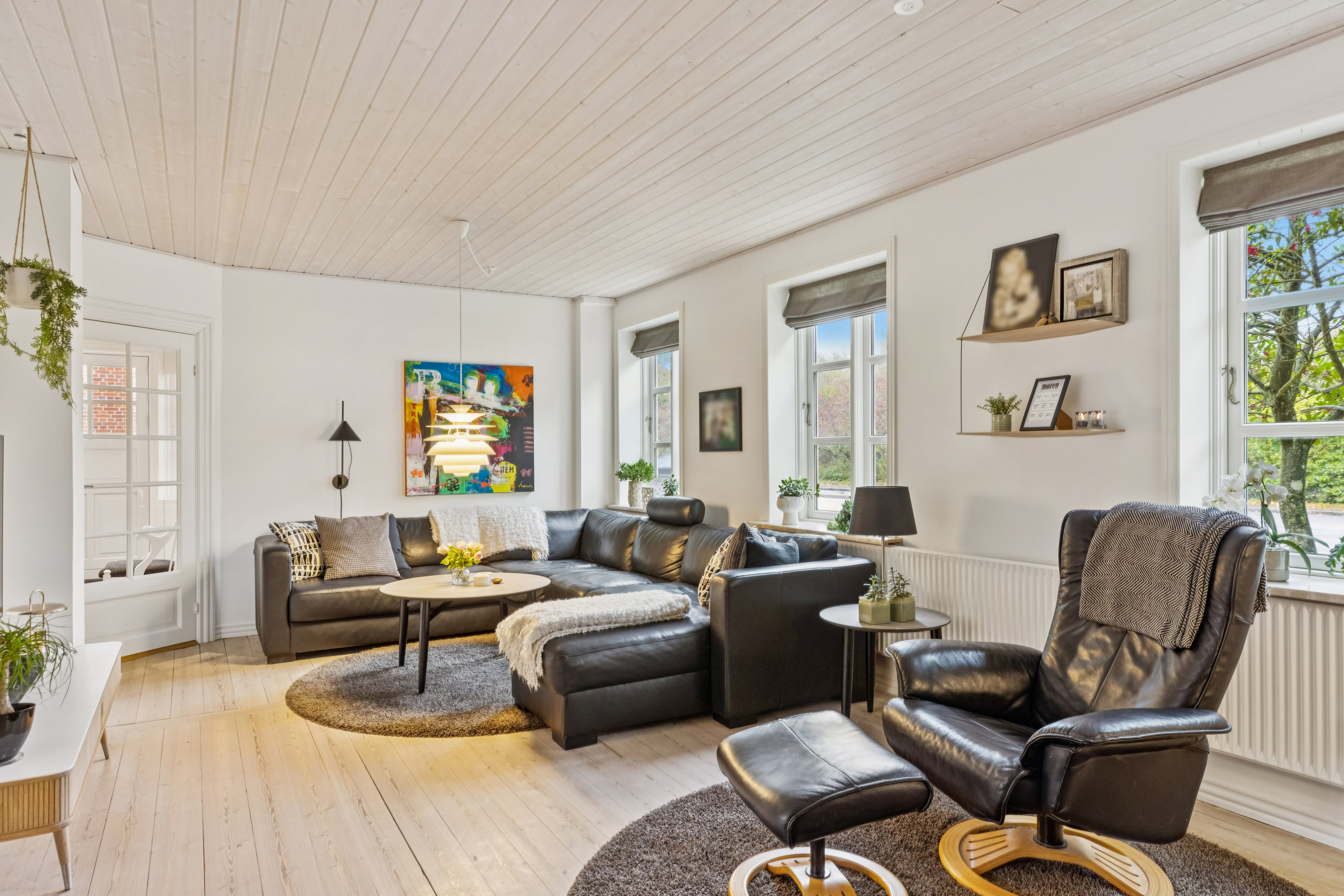 Fremhævet stue billede i fuldskærmstilstand. Billede af Ribevej 46, Egebæk, 6760 Ribe