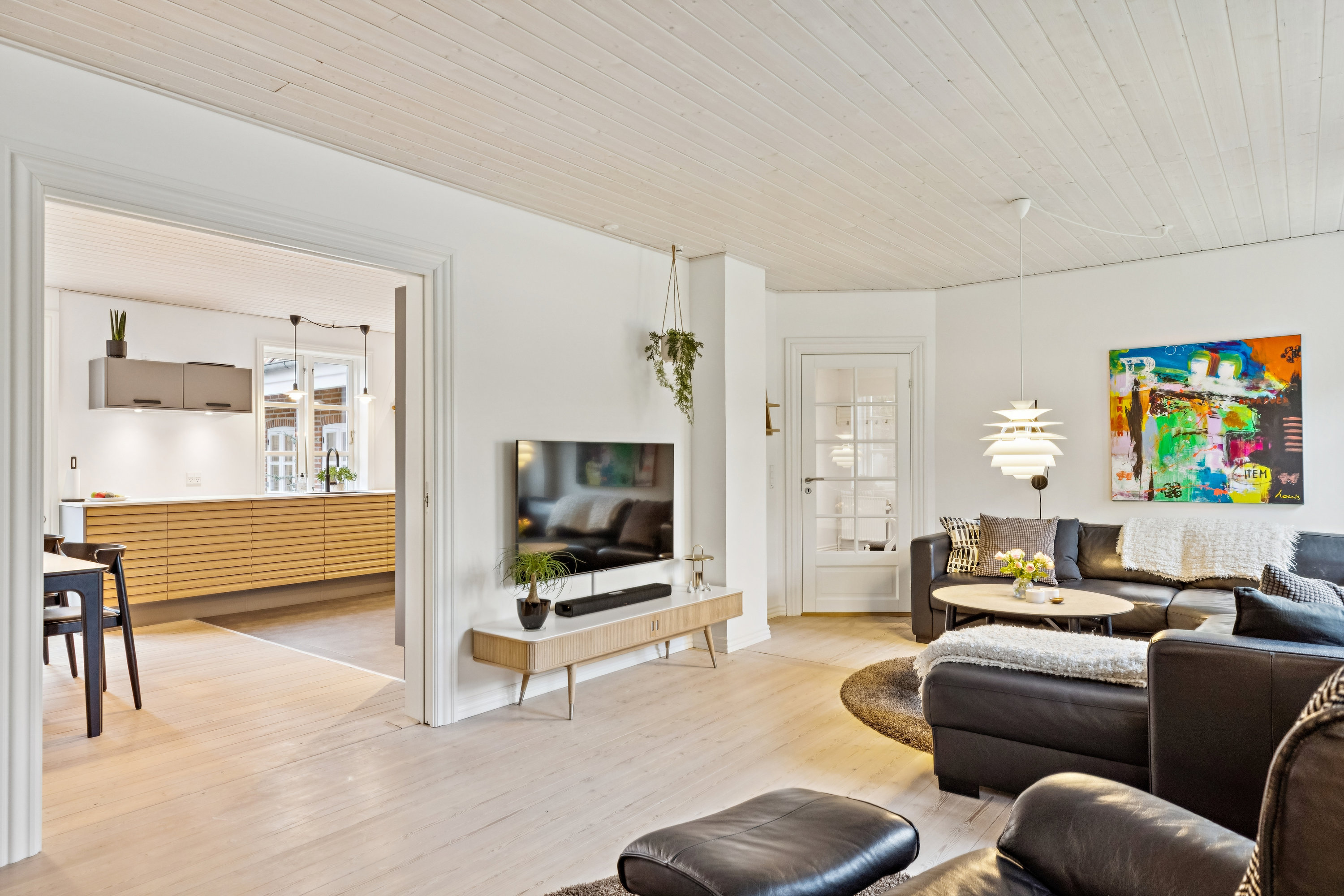 Fremhævet stue billede i fuldskærmstilstand. Billede af Ribevej 46, Egebæk, 6760 Ribe