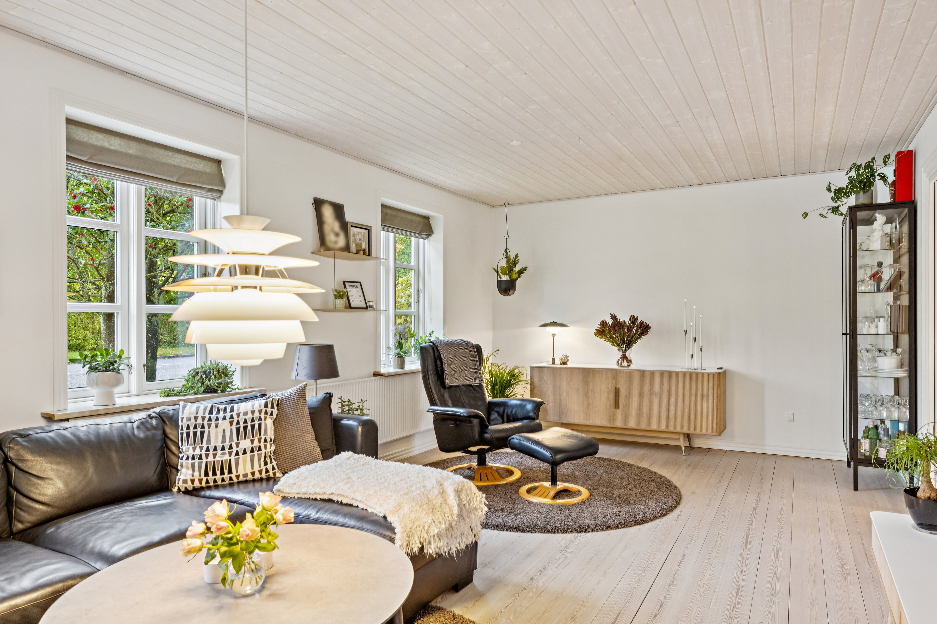 Fremhævet stue billede i fuldskærmstilstand. Billede af Ribevej 46, Egebæk, 6760 Ribe