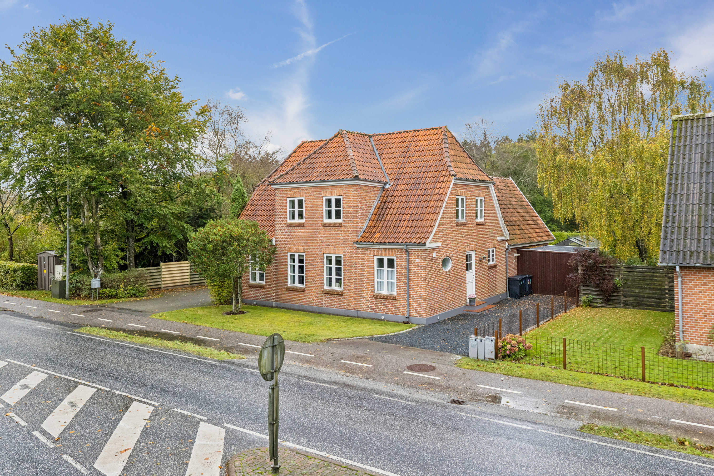 Fremhævet ejendommen billede i fuldskærmstilstand. Billede af Ribevej 46, Egebæk, 6760 Ribe