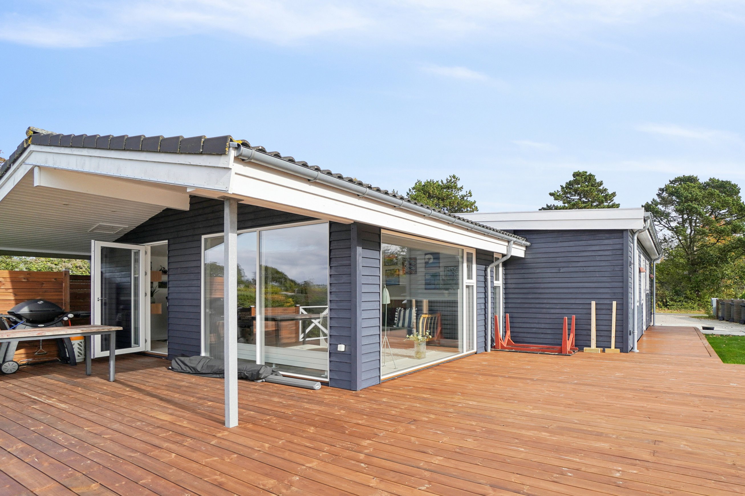 Fremhævet terrasse billede i fuldskærmstilstand. Billede af Spurvebakken 5, Kregme, 3300 Frederiksværk