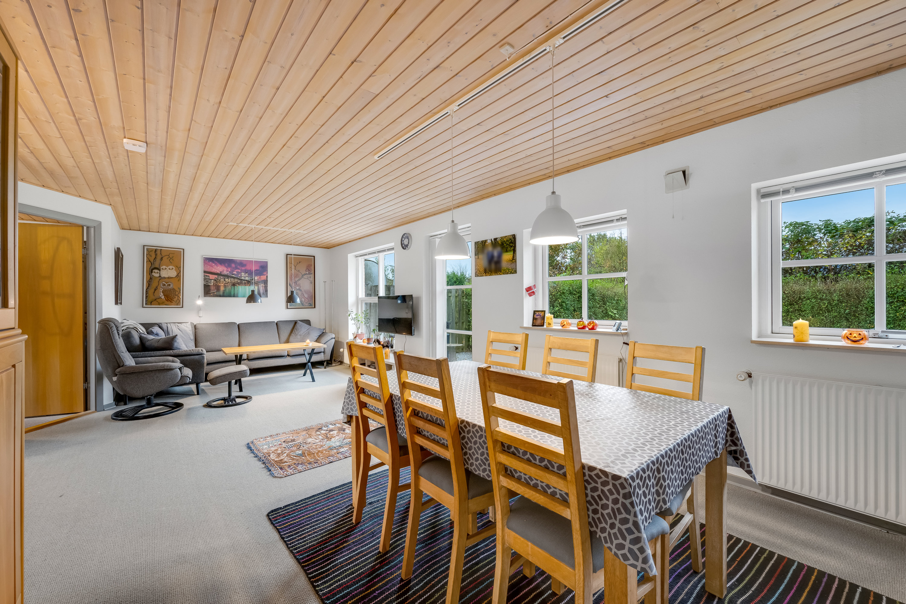 Fremhævet stue billede i fuldskærmstilstand. Billede af Parkalle 5B, Lunde, 6830 Nørre Nebel