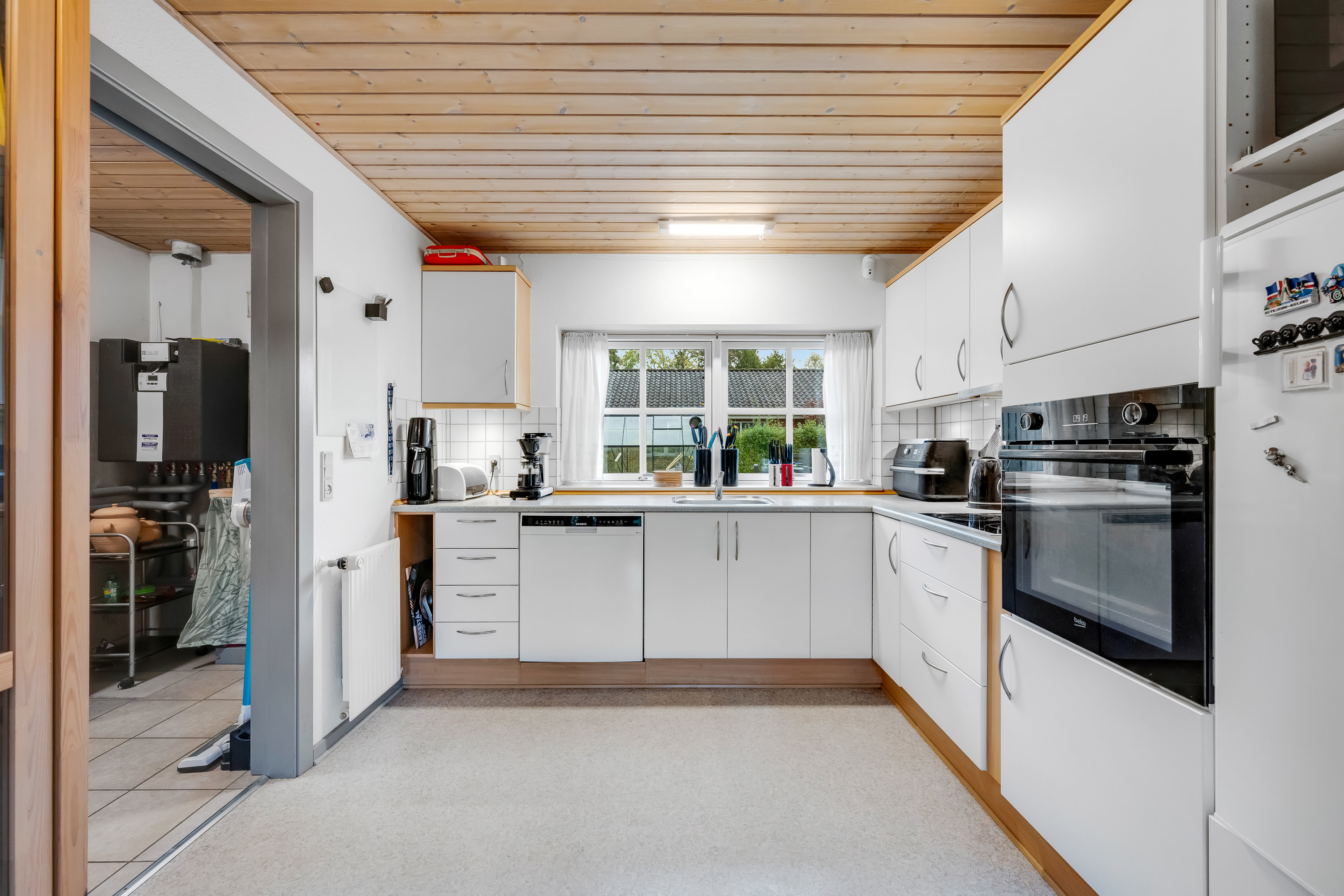 Fremhævet køkken billede i fuldskærmstilstand. Billede af Parkalle 5B, Lunde, 6830 Nørre Nebel