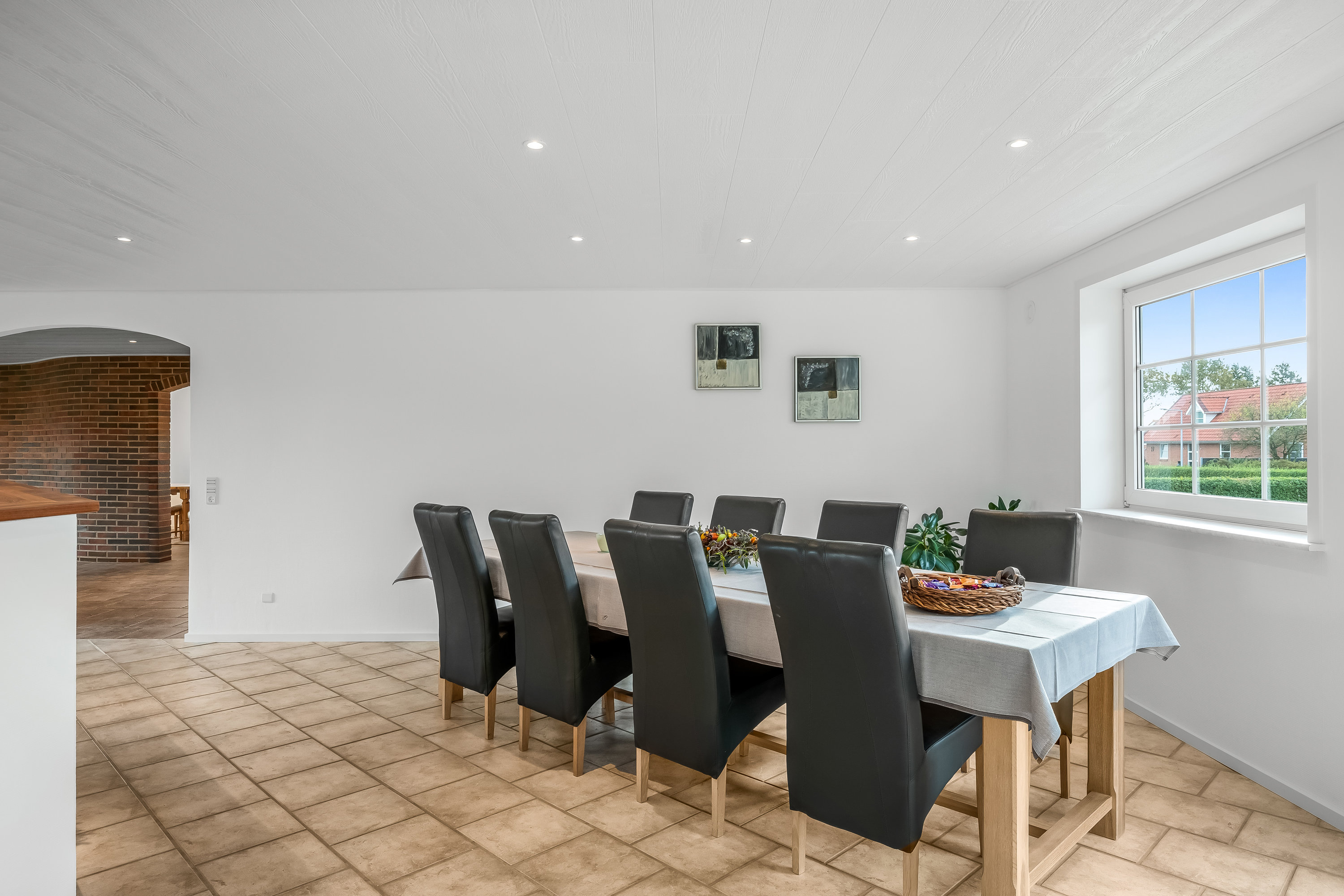 Fremhævet stue billede i fuldskærmstilstand. Billede af Ahornvej 20, Abild, 6270 Tønder