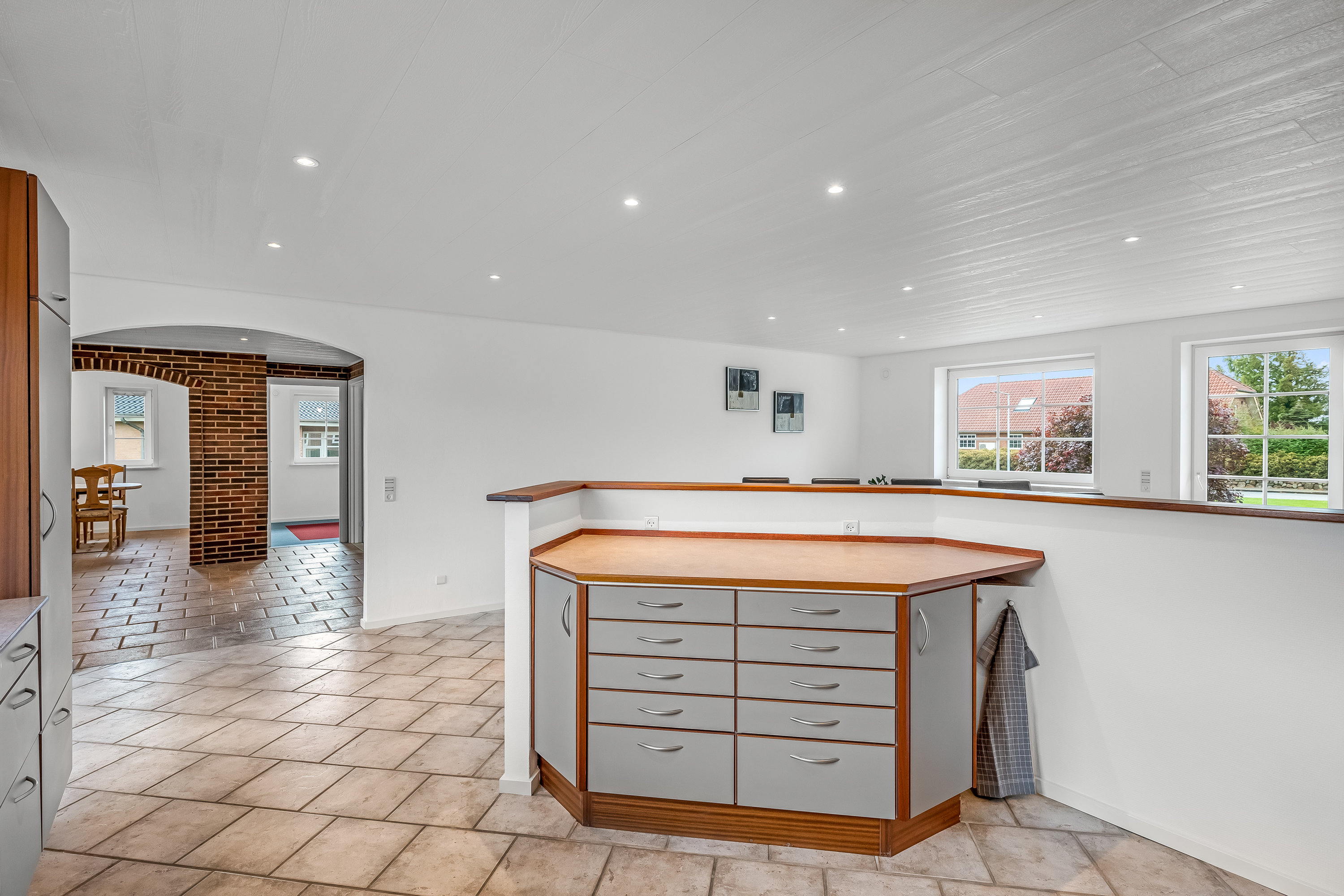 Fremhævet køkken billede i fuldskærmstilstand. Billede af Ahornvej 20, Abild, 6270 Tønder