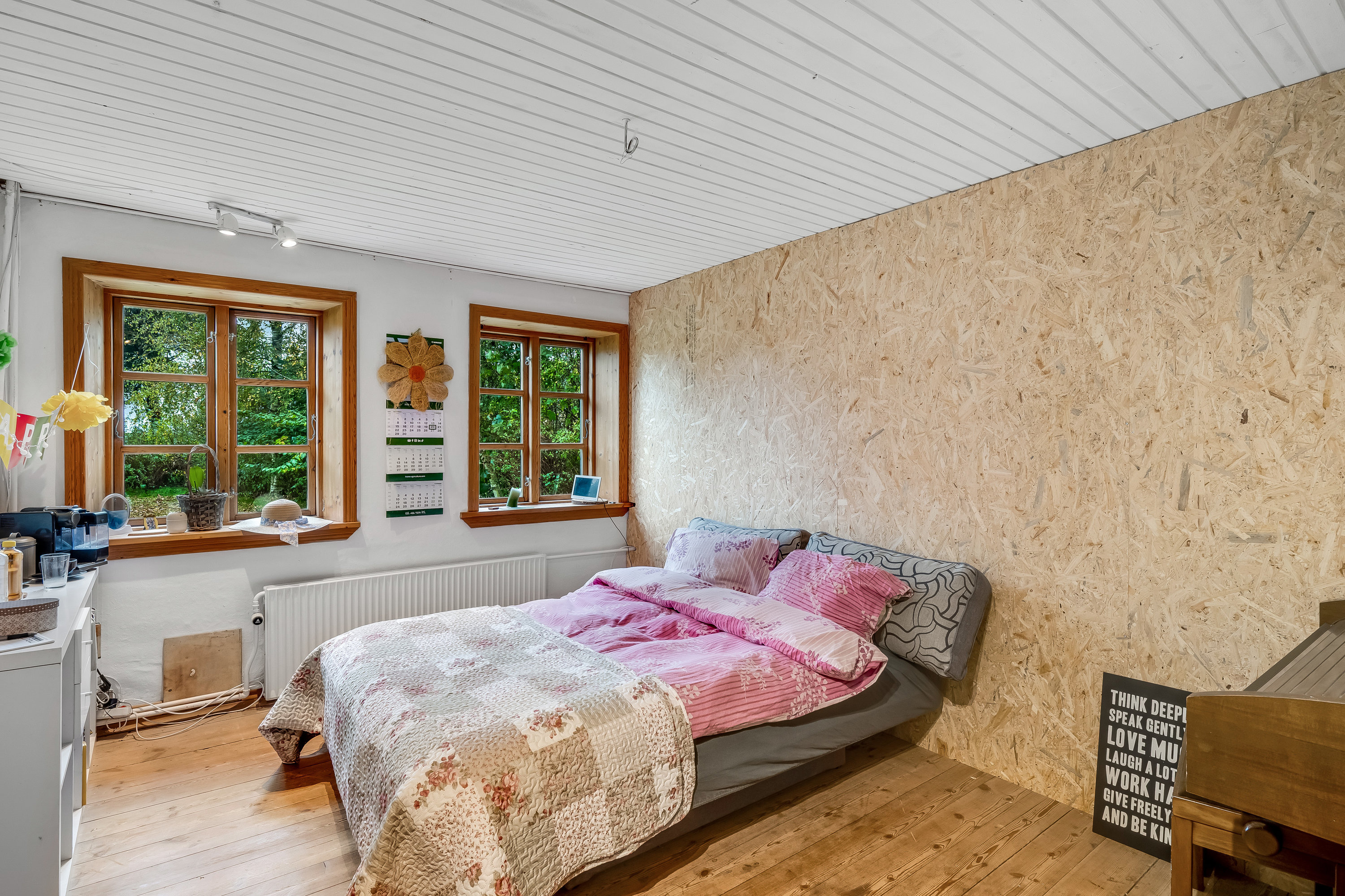 Fremhævet soveværelse billede i fuldskærmstilstand. Billede af Fogderup Bygade 19, 6372 Bylderup-Bov