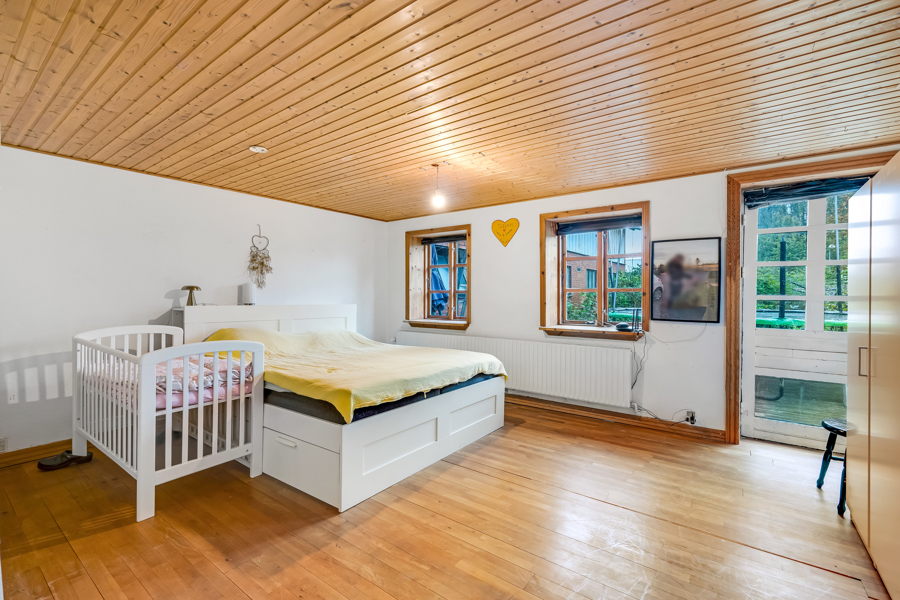 Fremhævet soveværelse billede i fuldskærmstilstand. Billede af Fogderup Bygade 19, 6372 Bylderup-Bov