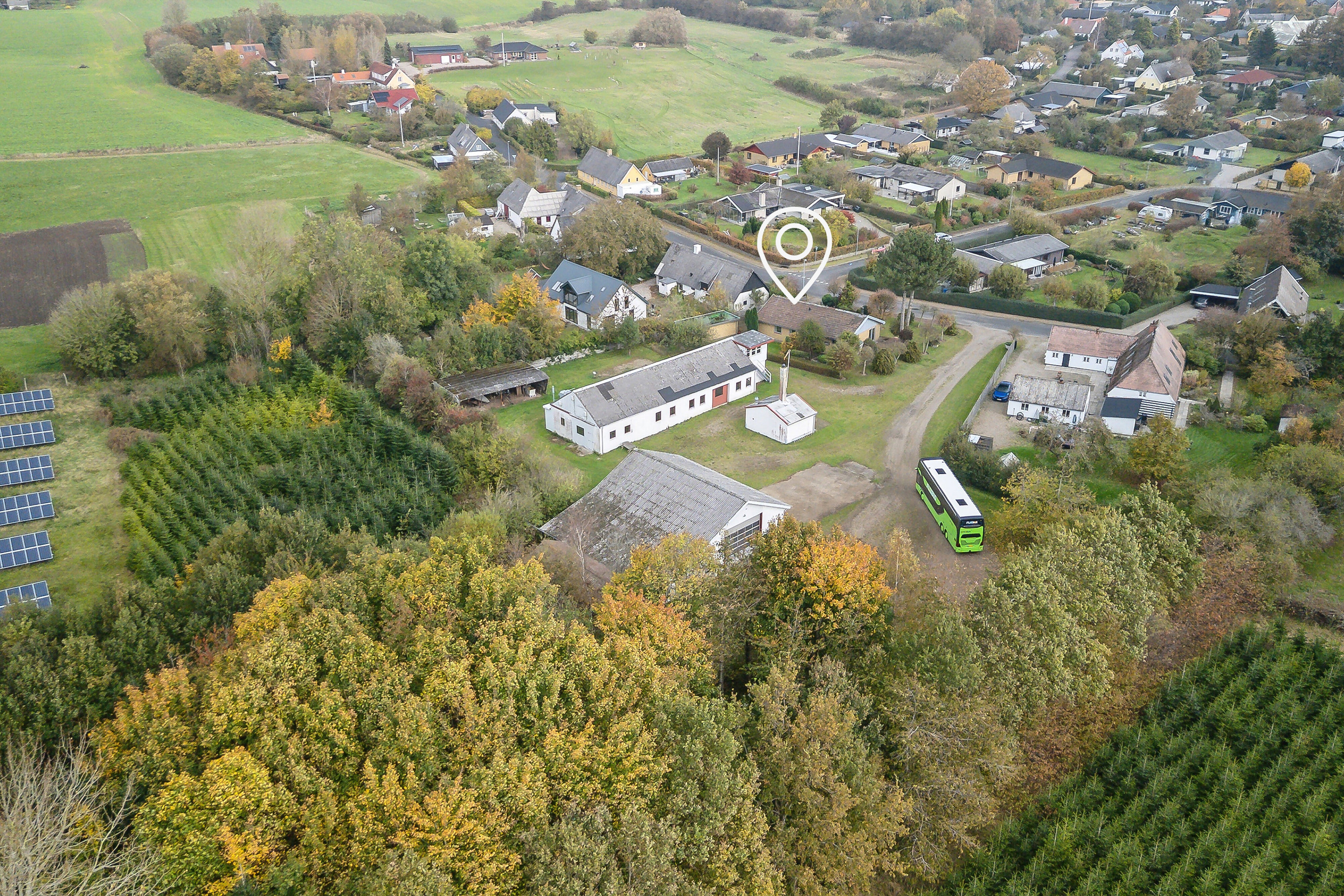 Fremhævet luftfoto billede i fuldskærmstilstand. Billede af Grønnegade 21+23, Ulbølle, 5762 Vester Skerninge