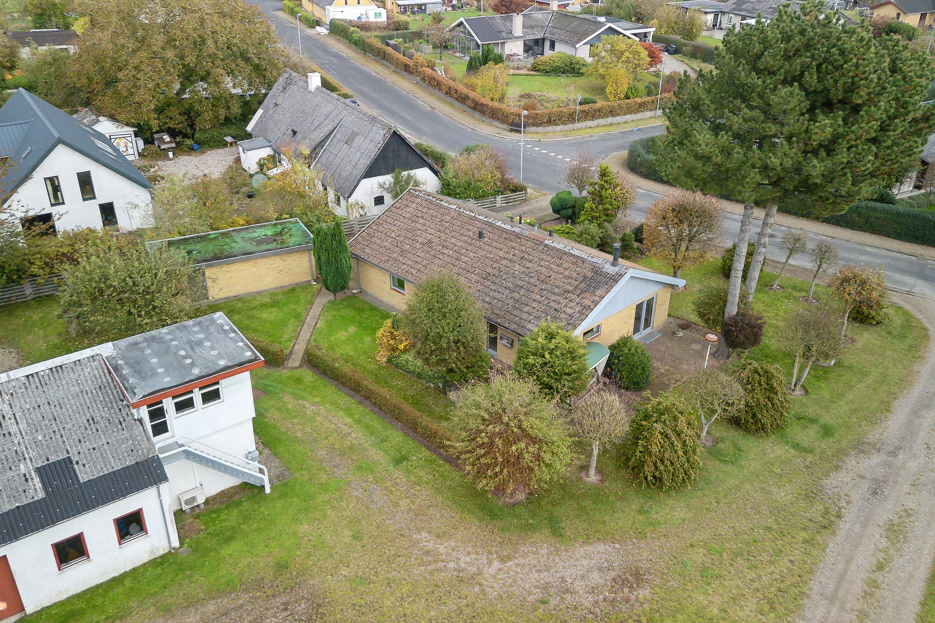 Fremhævet luftfoto billede i fuldskærmstilstand. Billede af Grønnegade 21+23, Ulbølle, 5762 Vester Skerninge