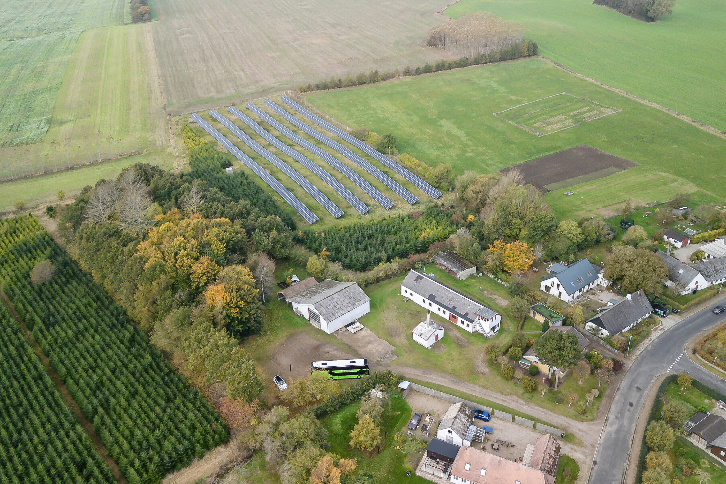 Fremhævet set fra haven billede i fuldskærmstilstand. Billede af Grønnegade 21+23, Ulbølle, 5762 Vester Skerninge