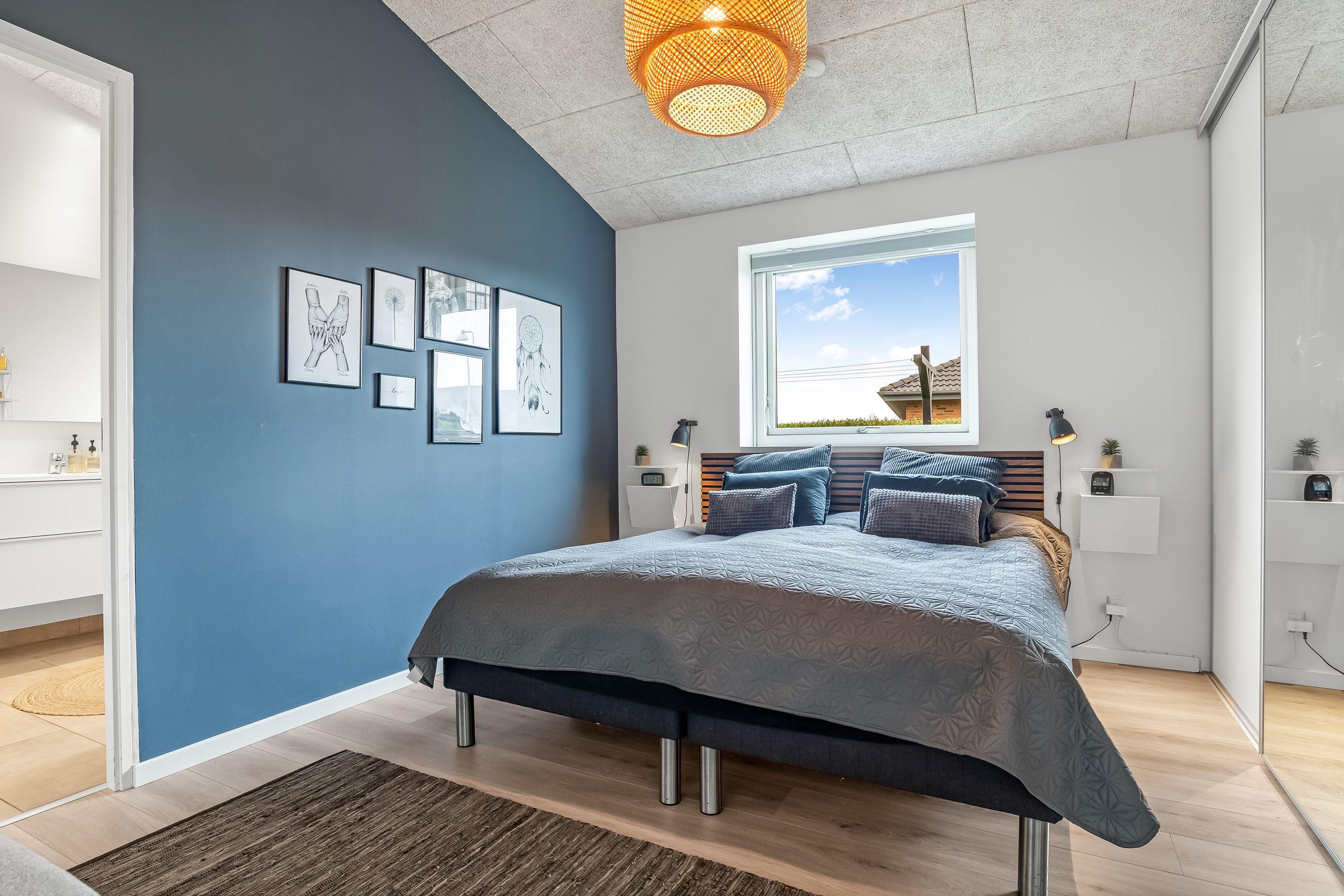 Fremhævet soveværelse billede i fuldskærmstilstand. Billede af Folden 25, 7500 Holstebro