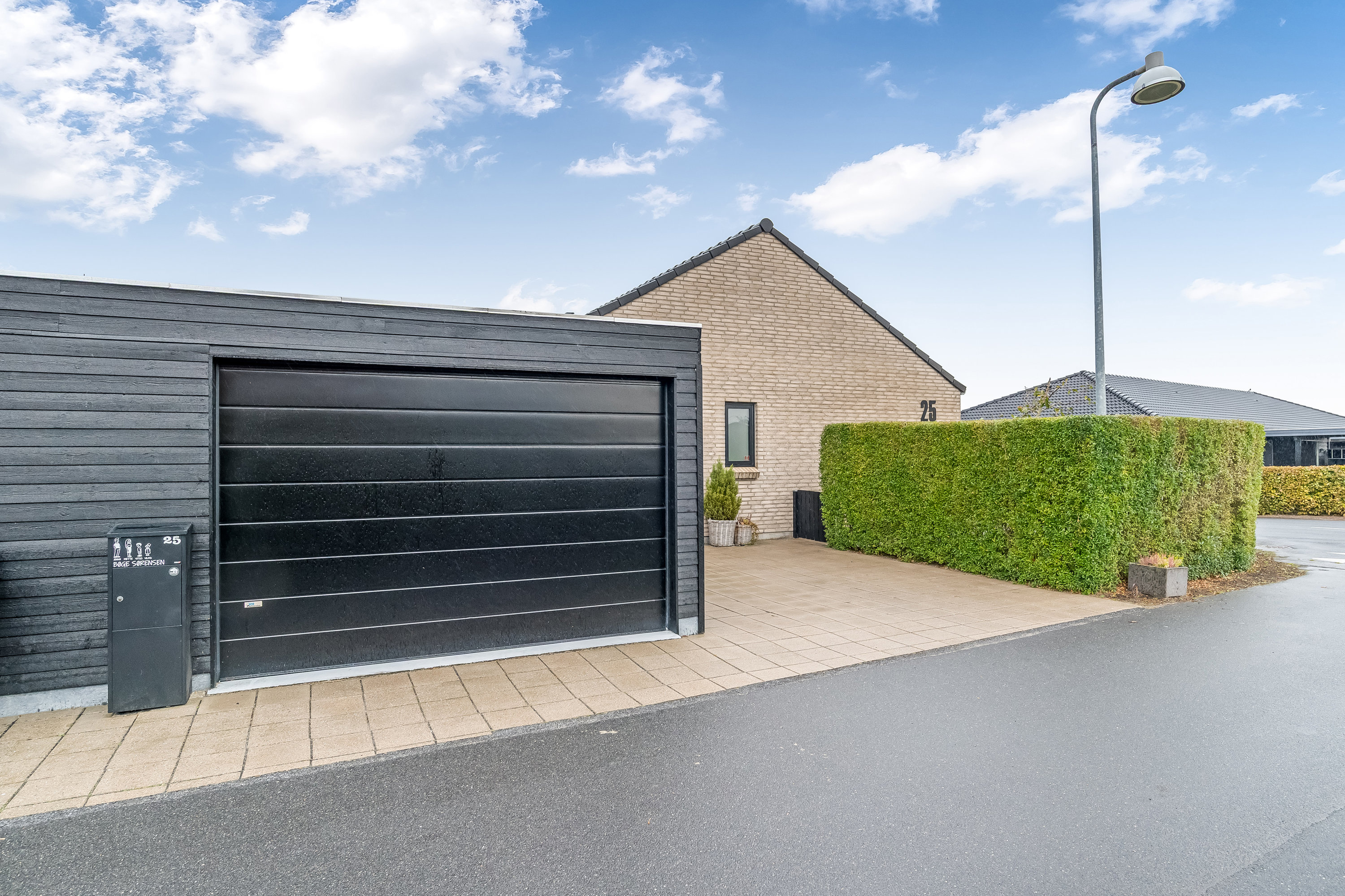 Fremhævet carport billede i fuldskærmstilstand. Billede af Folden 25, 7500 Holstebro