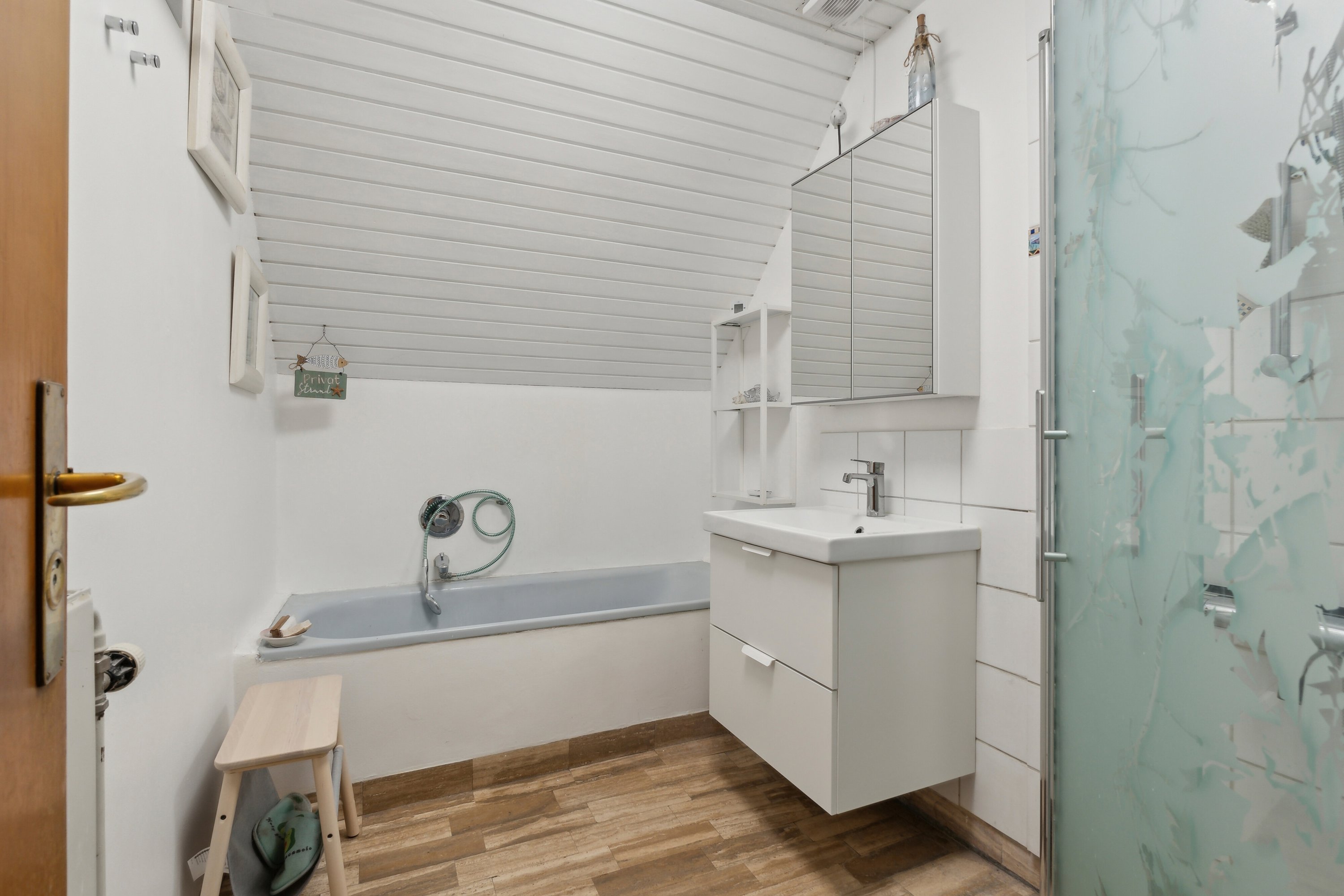 Fremhævet badeværelse billede i fuldskærmstilstand. Billede af Kølstrupvej 41, 5330 Munkebo