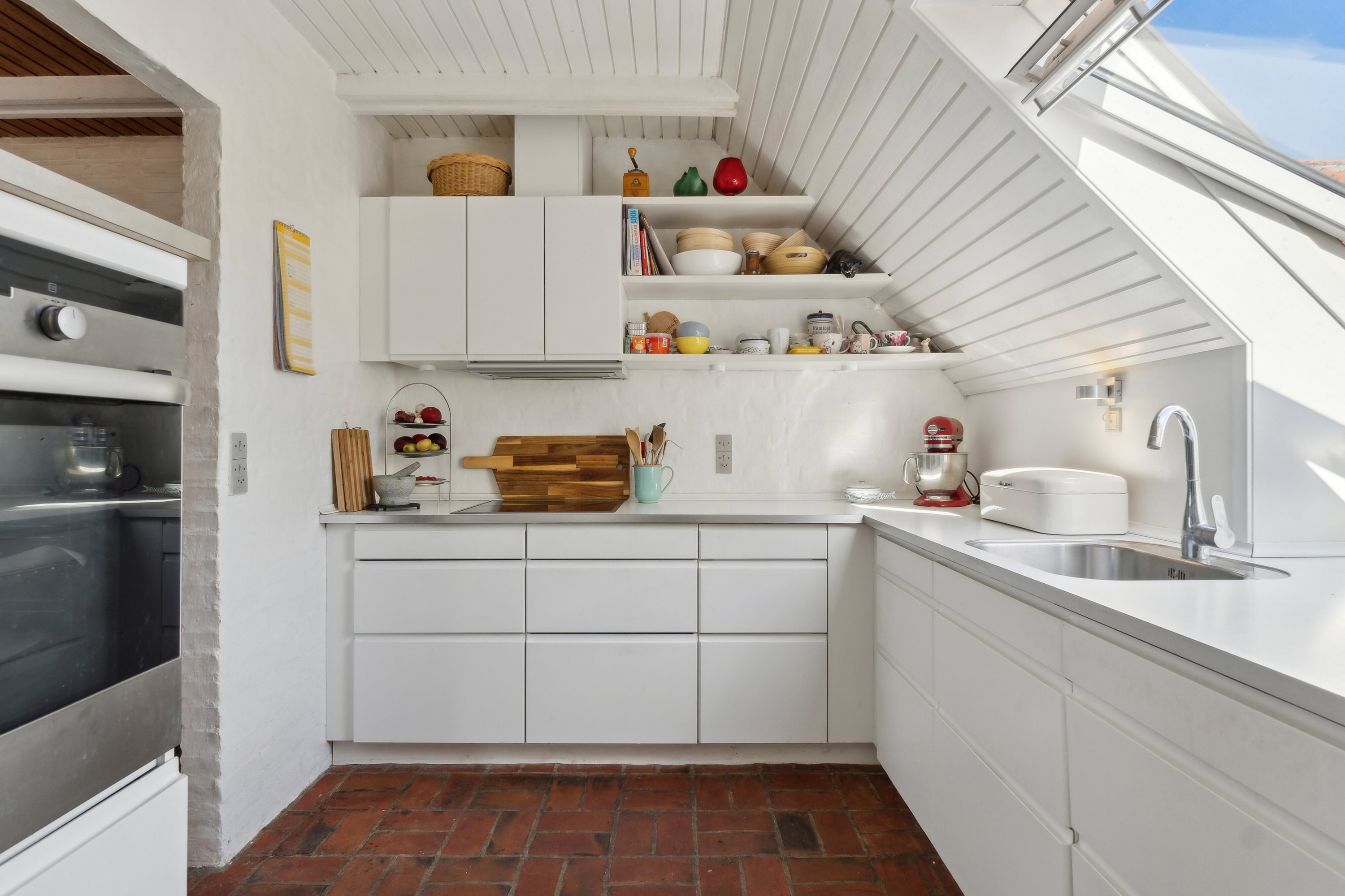 Fremhævet køkken billede i fuldskærmstilstand. Billede af Kølstrupvej 41, 5330 Munkebo