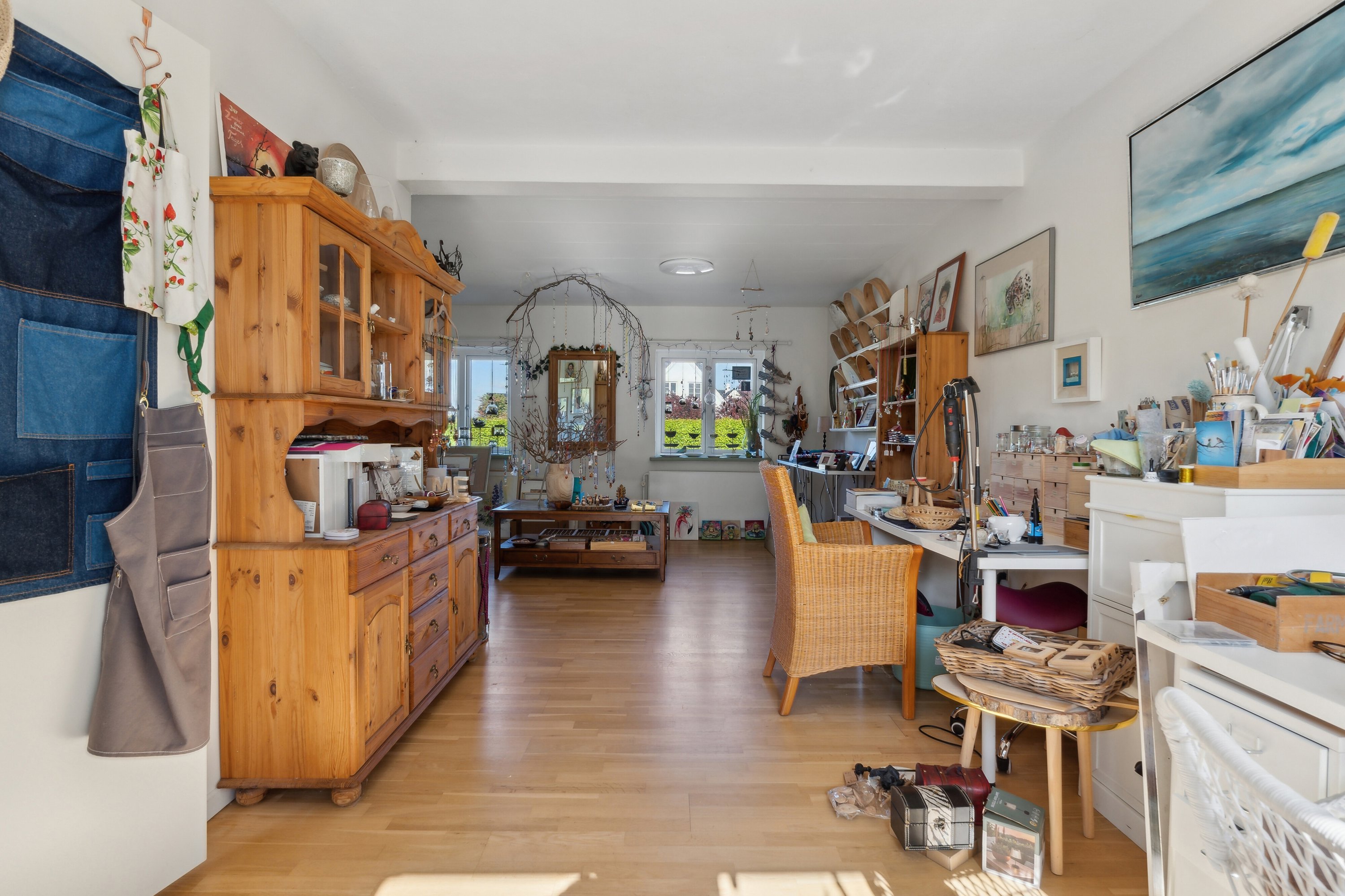 Fremhævet stue billede i fuldskærmstilstand. Billede af Kølstrupvej 41, 5330 Munkebo