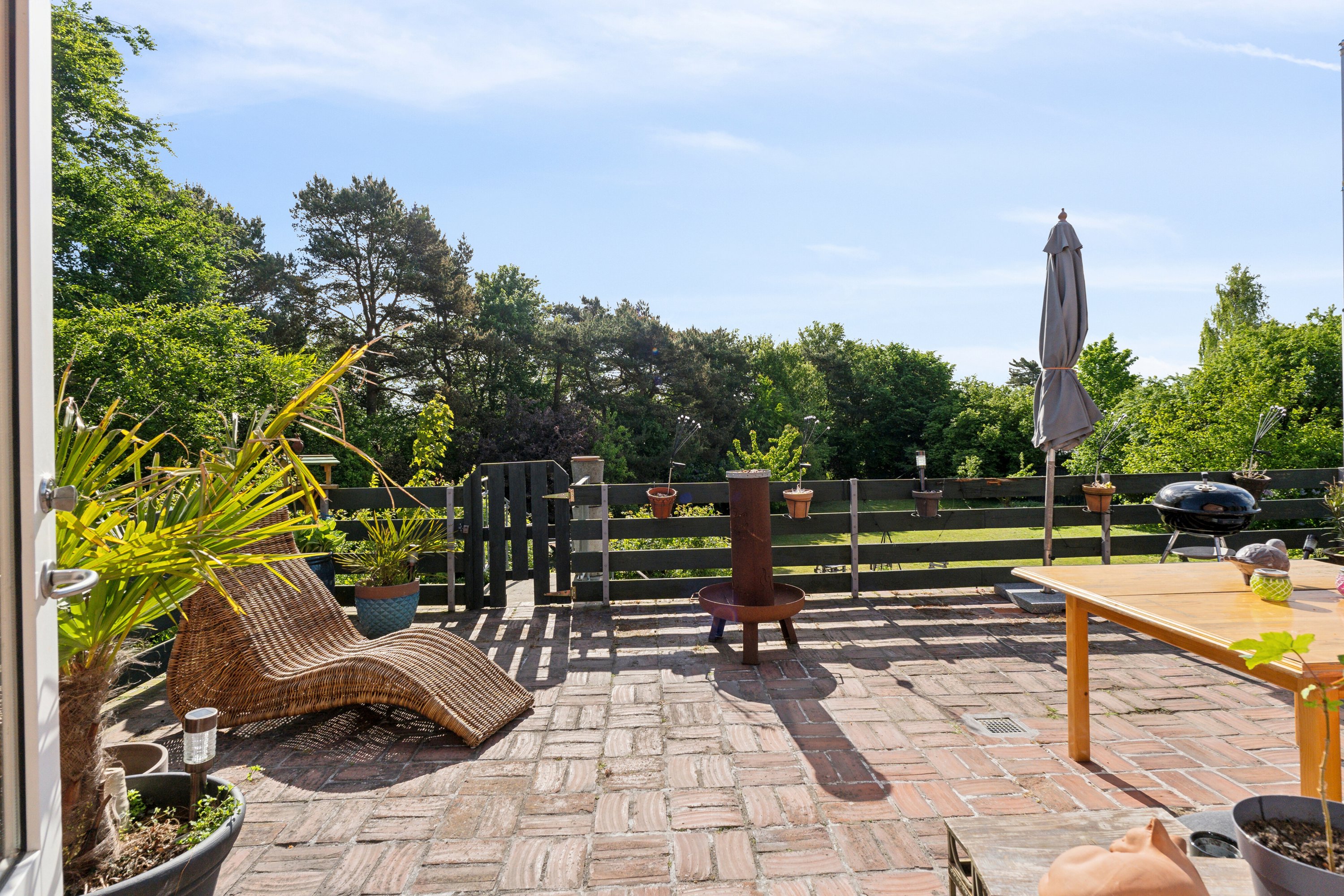 Fremhævet terrasse billede i fuldskærmstilstand. Billede af Kølstrupvej 41, 5330 Munkebo