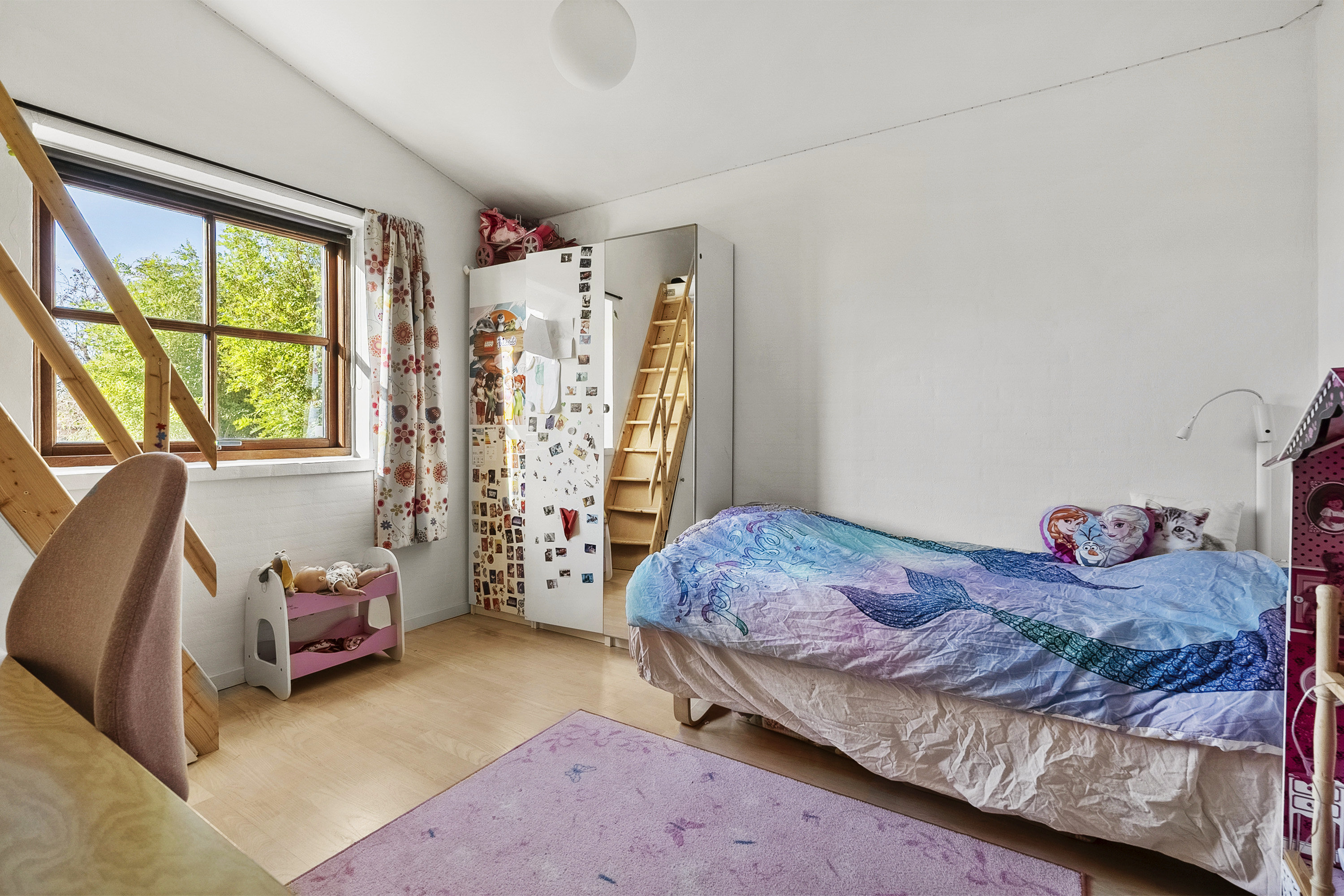 Fremhævet soveværelse billede i fuldskærmstilstand. Billede af Byvangen 96, 8700 Horsens