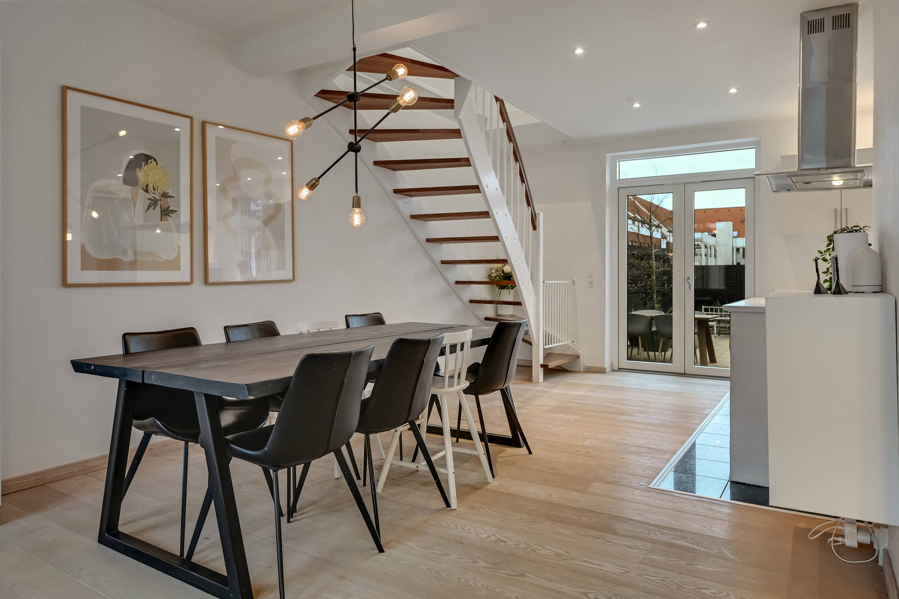 Fremhævet stue billede i fuldskærmstilstand. Billede af Stormgade 82, 6700 Esbjerg