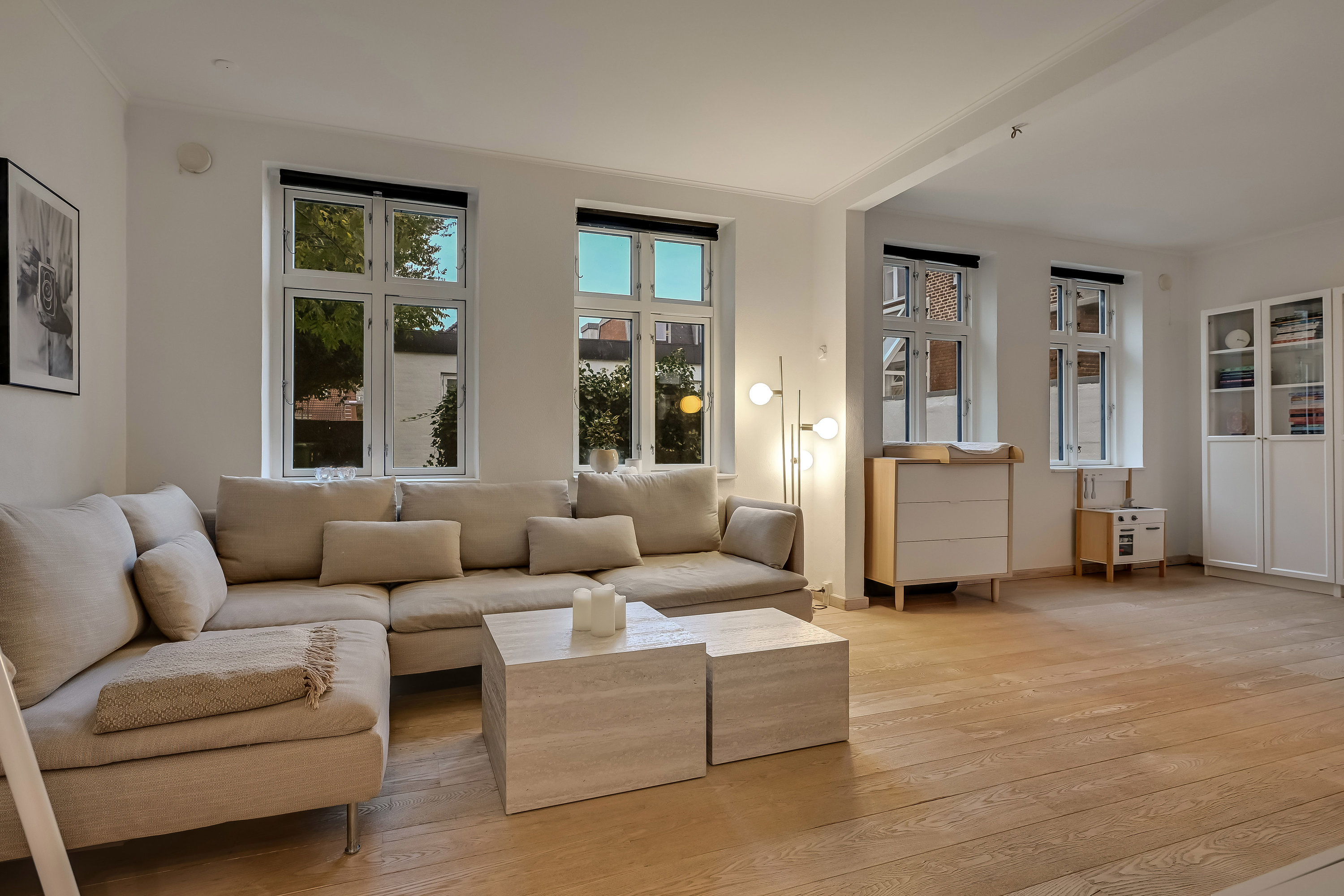 Fremhævet stue billede i fuldskærmstilstand. Billede af Stormgade 82, 6700 Esbjerg