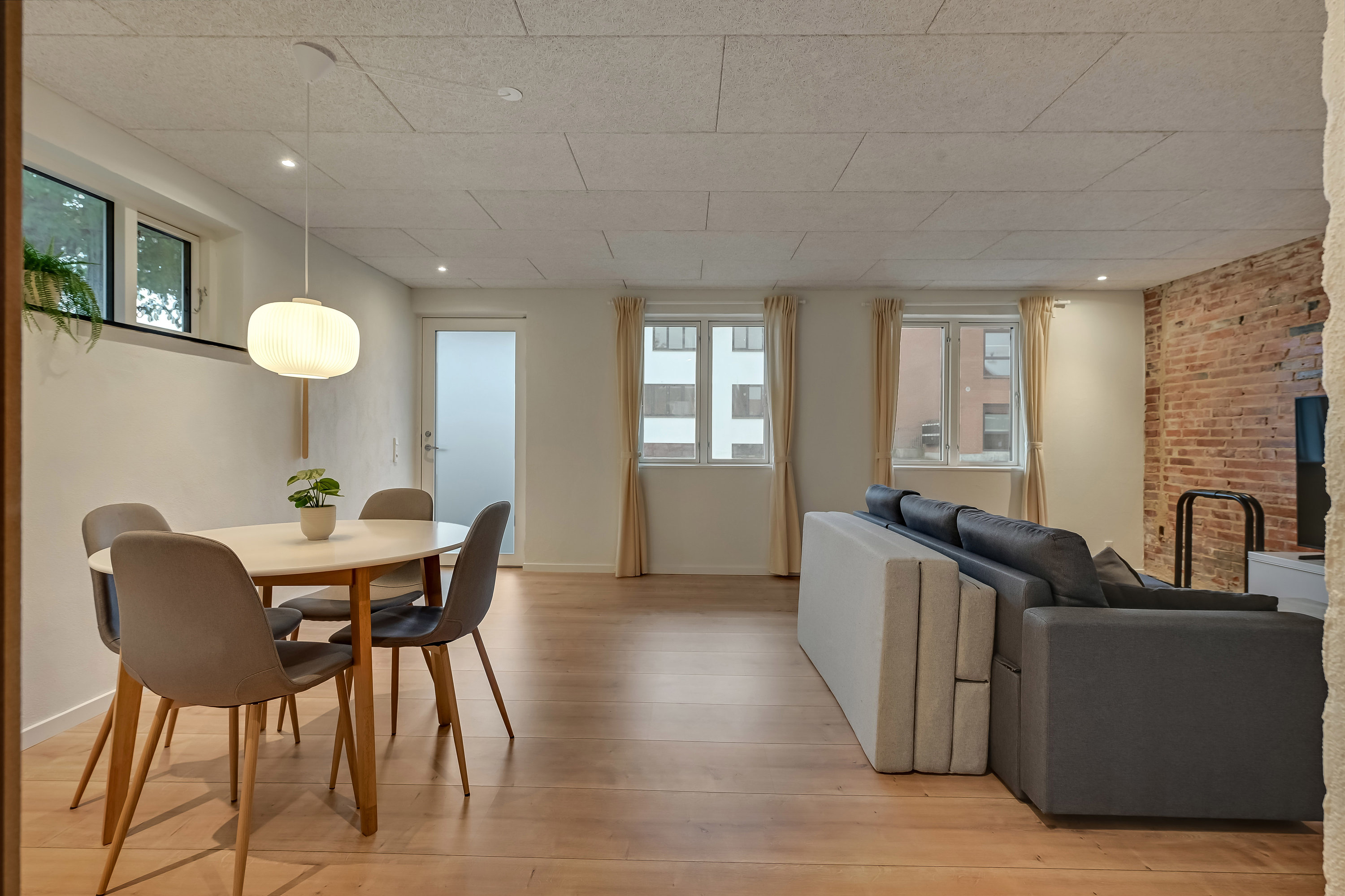 Fremhævet stue billede i fuldskærmstilstand. Billede af Stormgade 82, 6700 Esbjerg