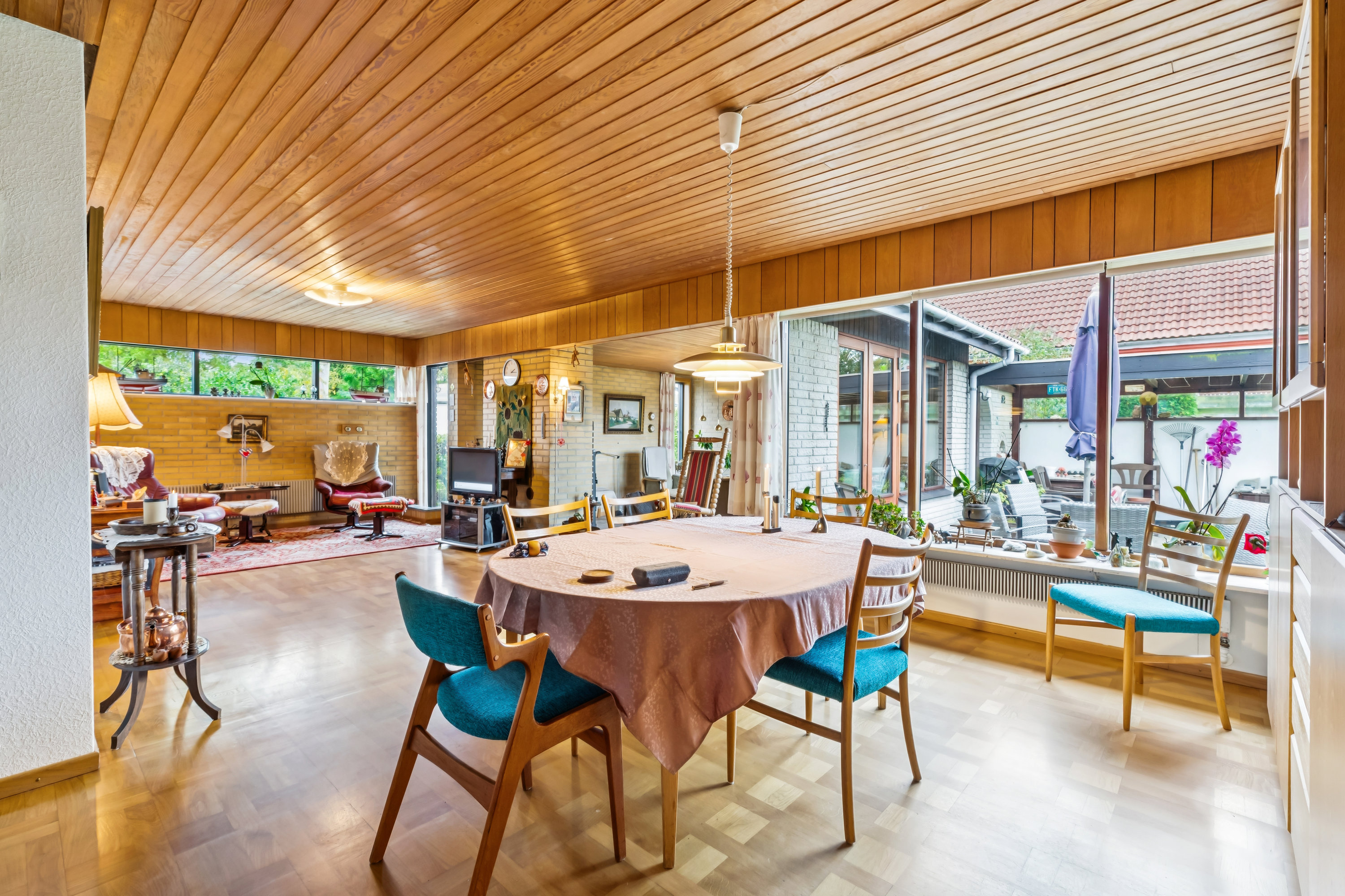 Fremhævet stue billede i fuldskærmstilstand. Billede af Valby Søndergade 29, 2630 Taastrup