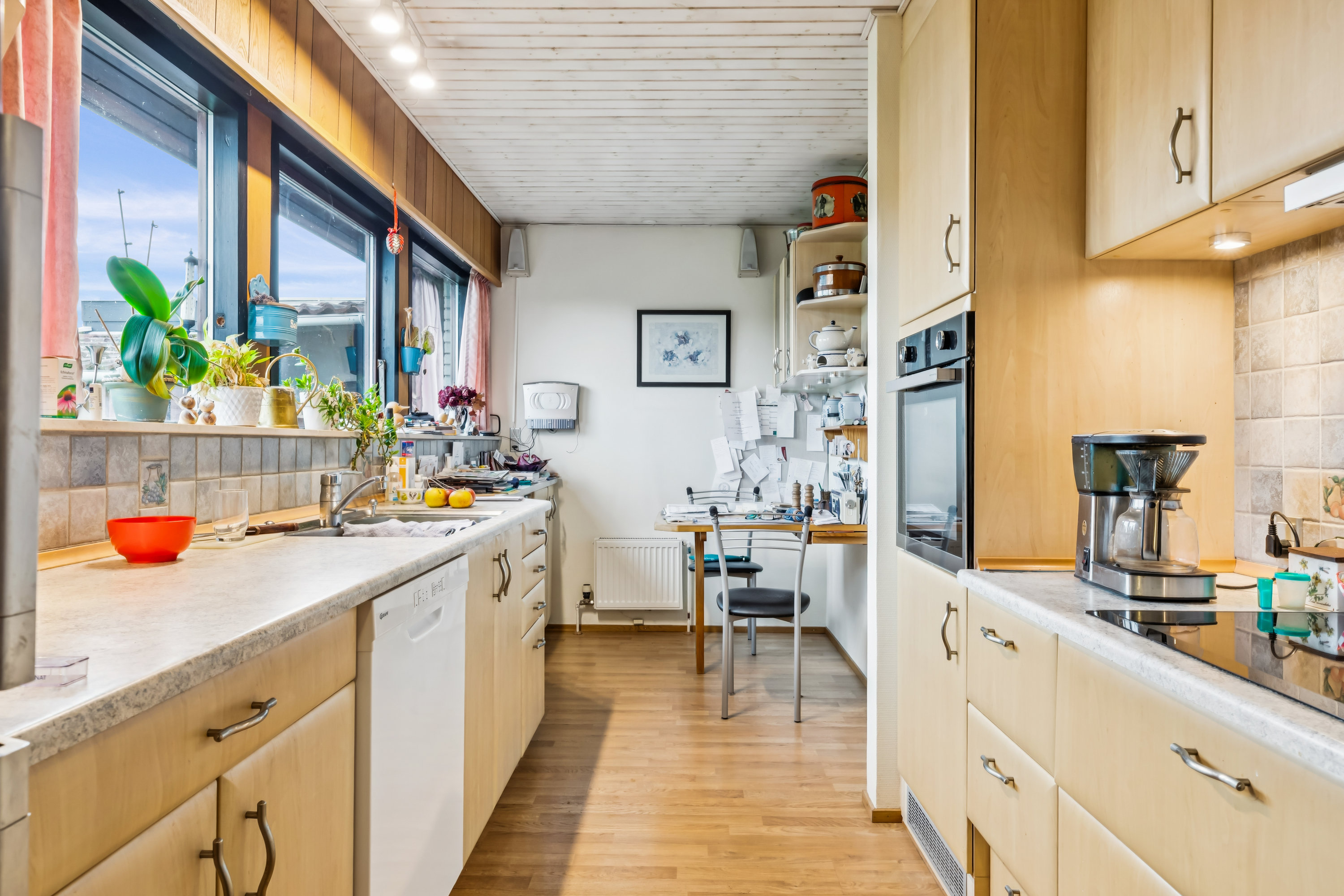 Fremhævet køkken billede i fuldskærmstilstand. Billede af Valby Søndergade 29, 2630 Taastrup