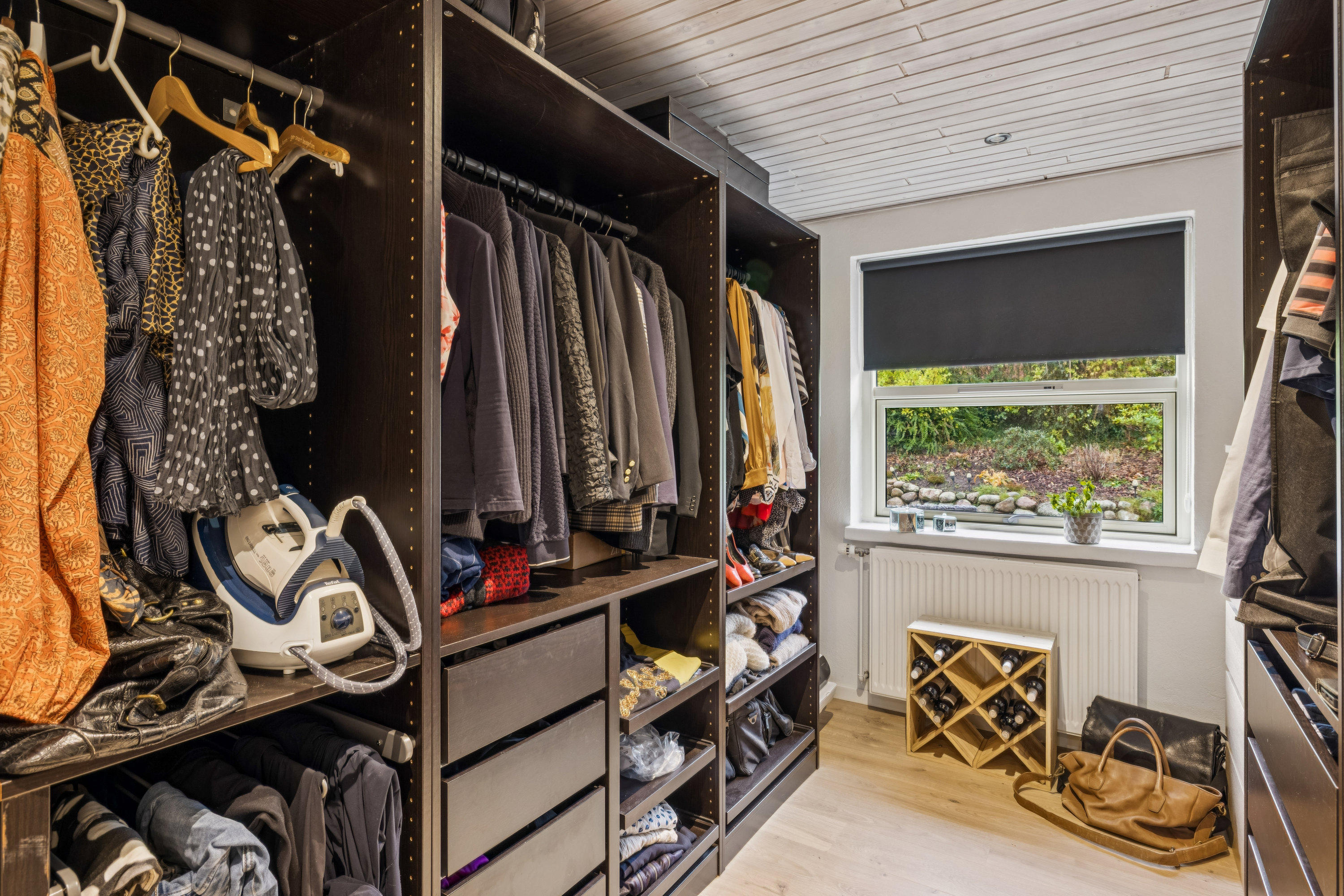 Fremhævet værelse billede i fuldskærmstilstand. Billede af Anemonevej 7, 8500 Grenaa