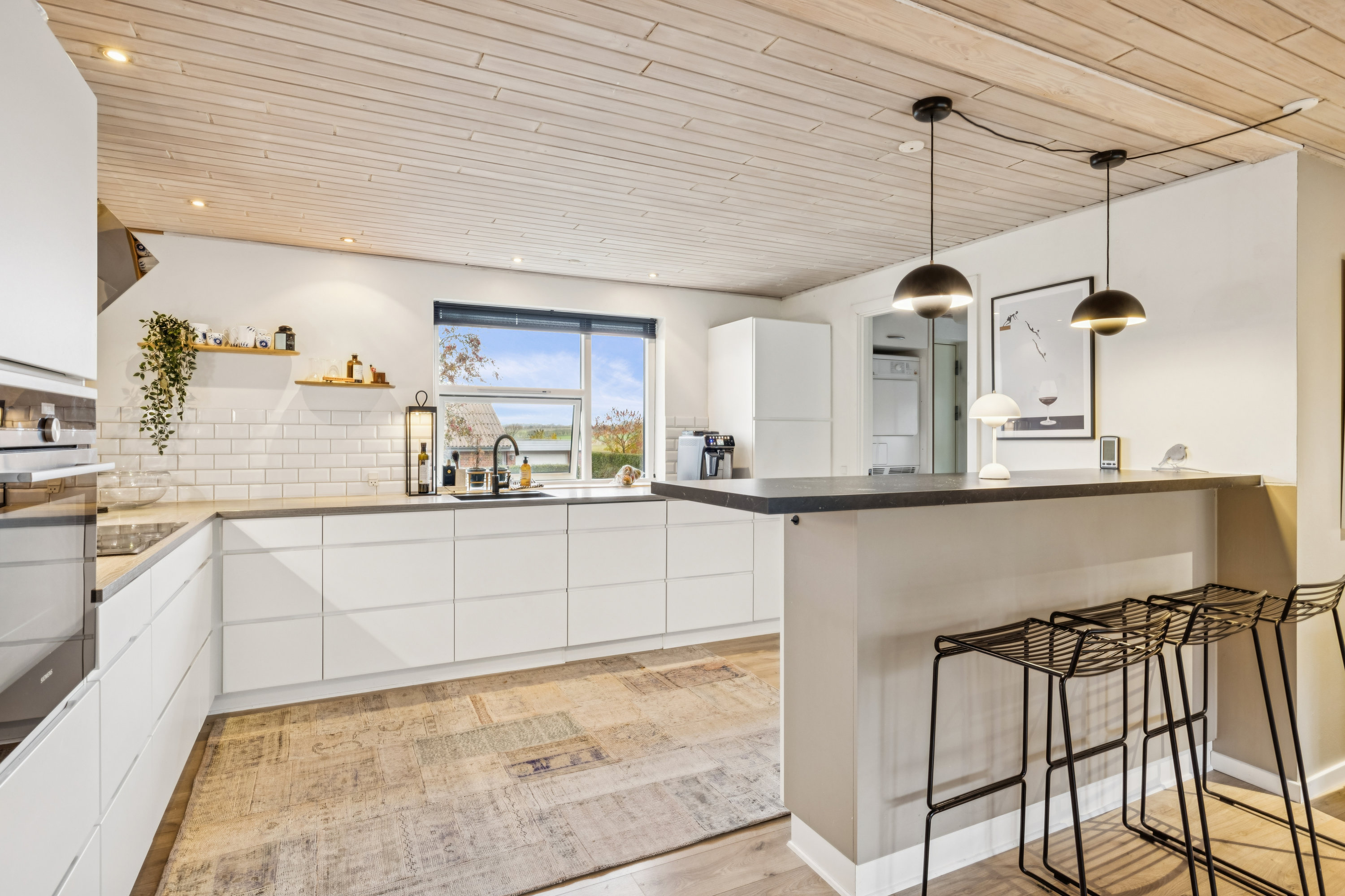 Fremhævet køkken billede i fuldskærmstilstand. Billede af Anemonevej 7, 8500 Grenaa