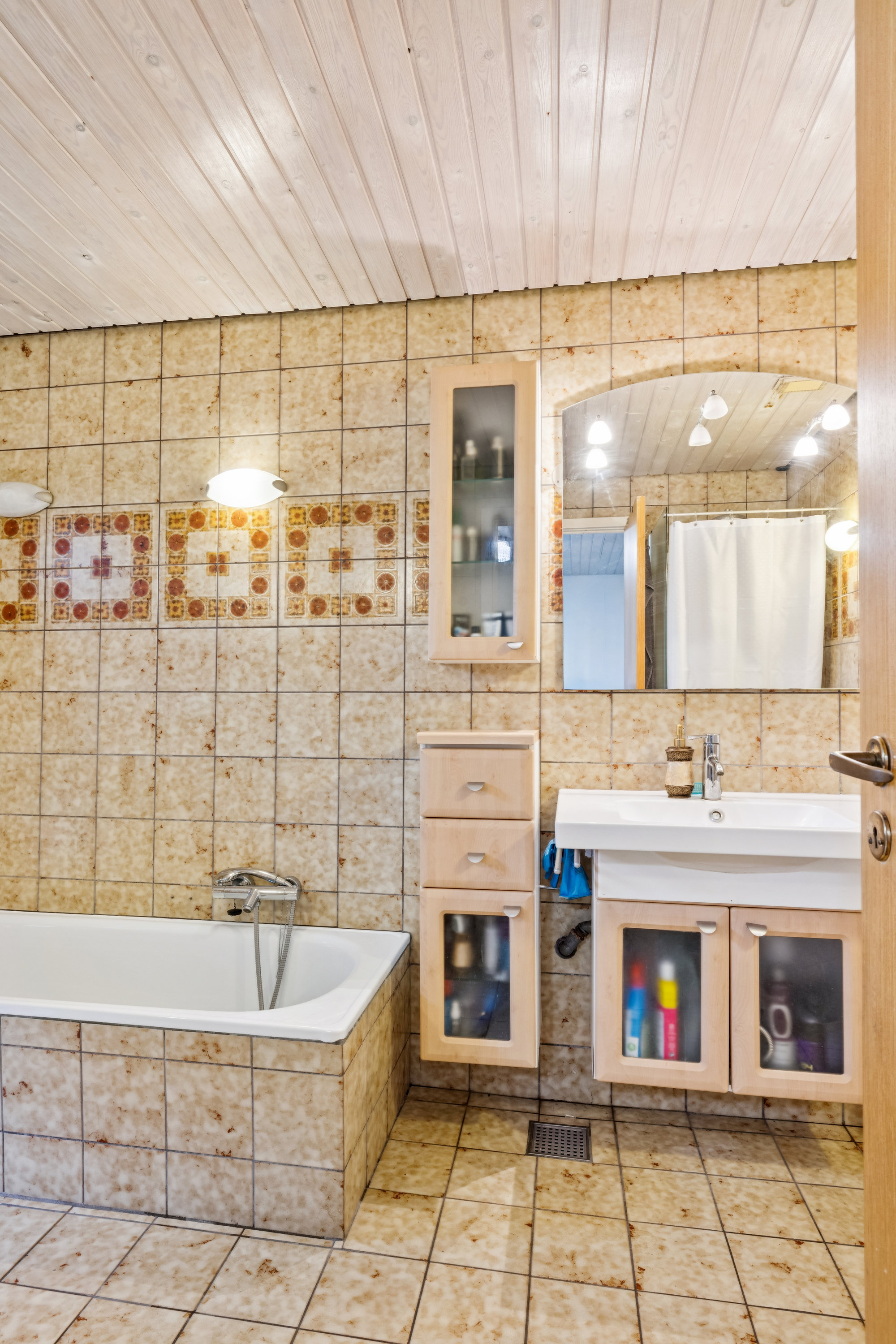 Fremhævet køkken billede i fuldskærmstilstand. Billede af Grødehøjvænget 20, Feldballe, 8410 Rønde