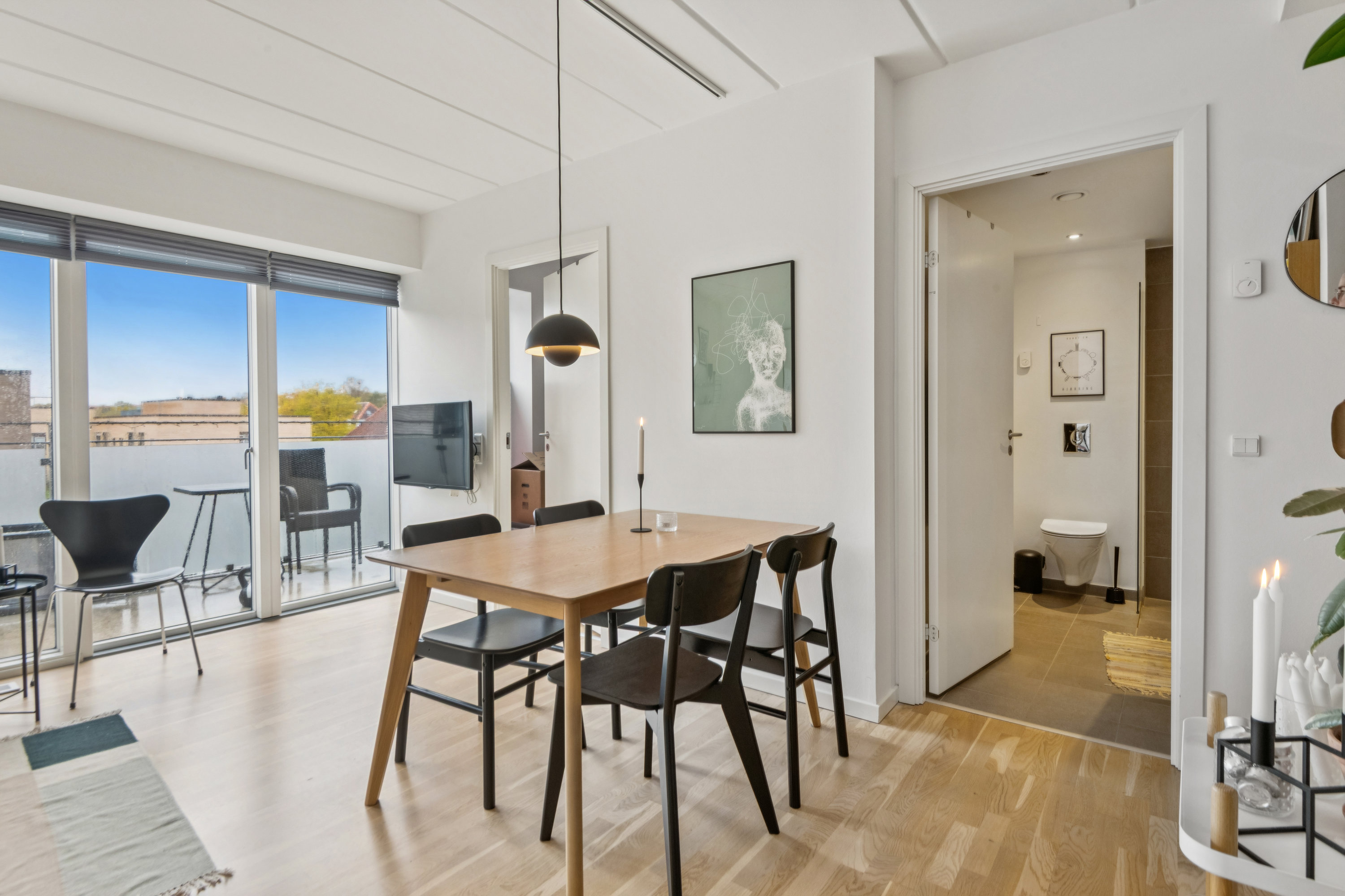 Miniaturebillede 1: spisestue. Billede af Forchhammersvej 9A, 2. 4., 9000 Aalborg