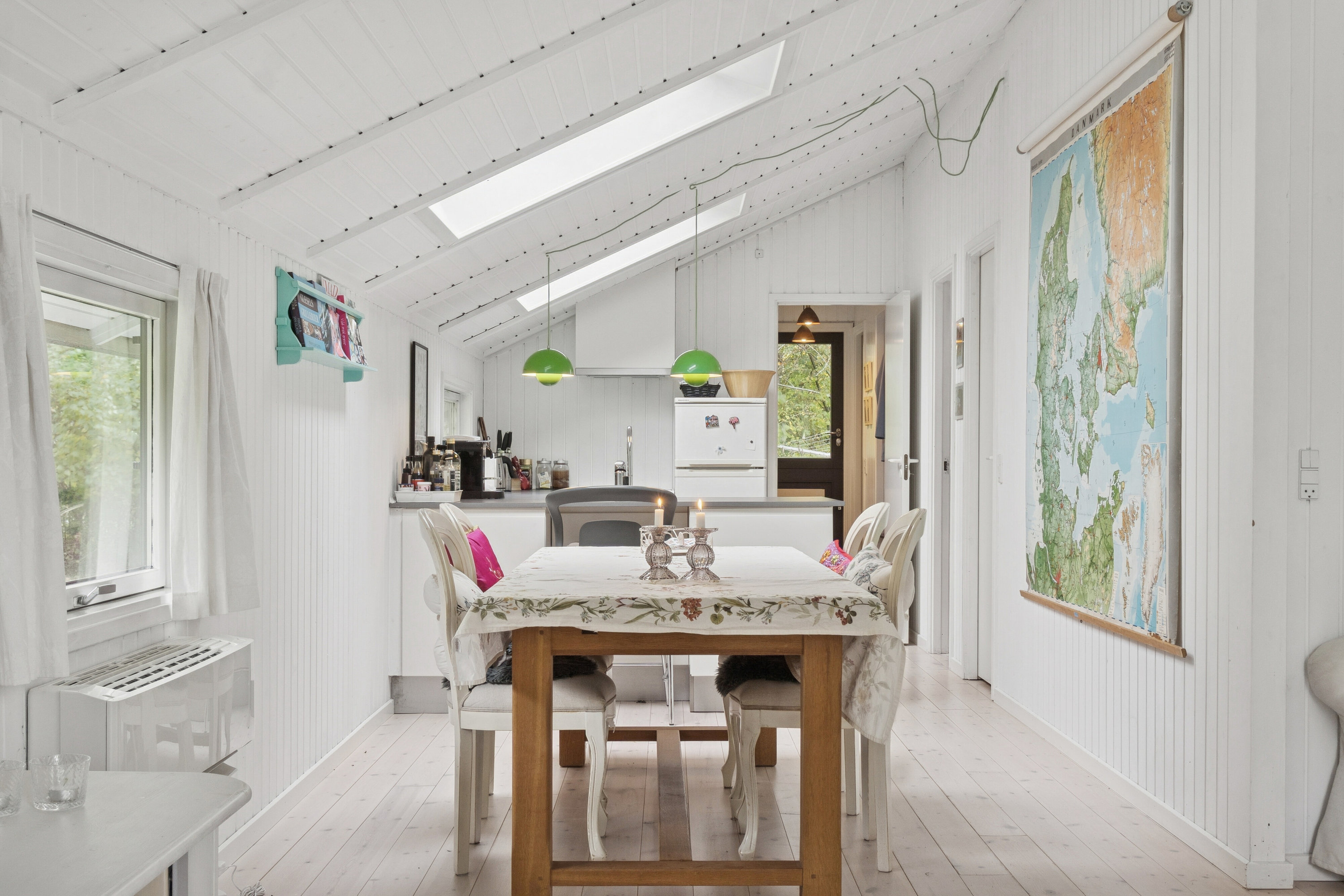 Fremhævet spisestue billede i fuldskærmstilstand. Billede af Drosselholmvej 11, Nygård, 4500 Nykøbing Sj