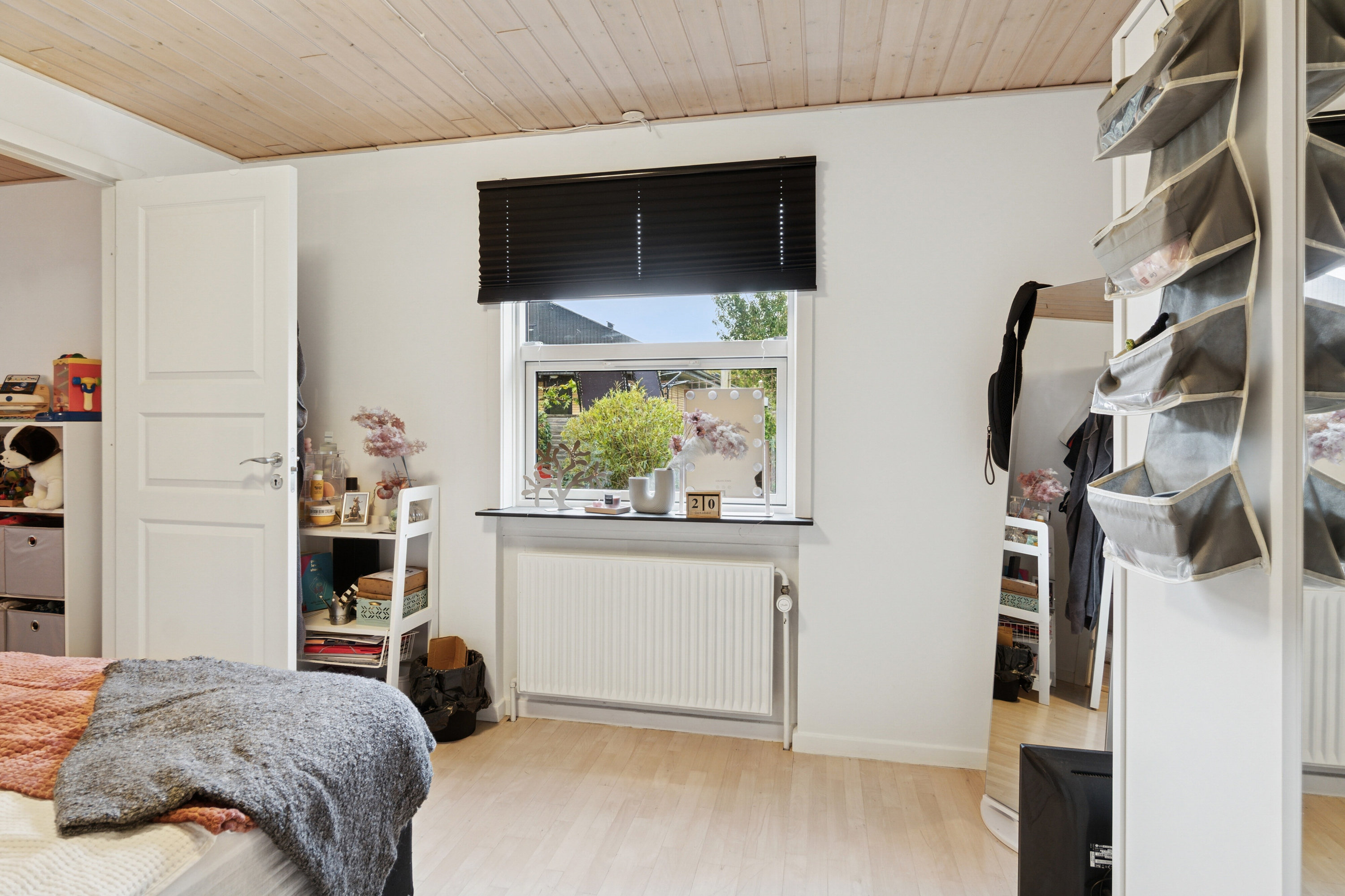 Fremhævet soveværelse billede i fuldskærmstilstand. Billede af Væbnervænget 6, 4400 Kalundborg