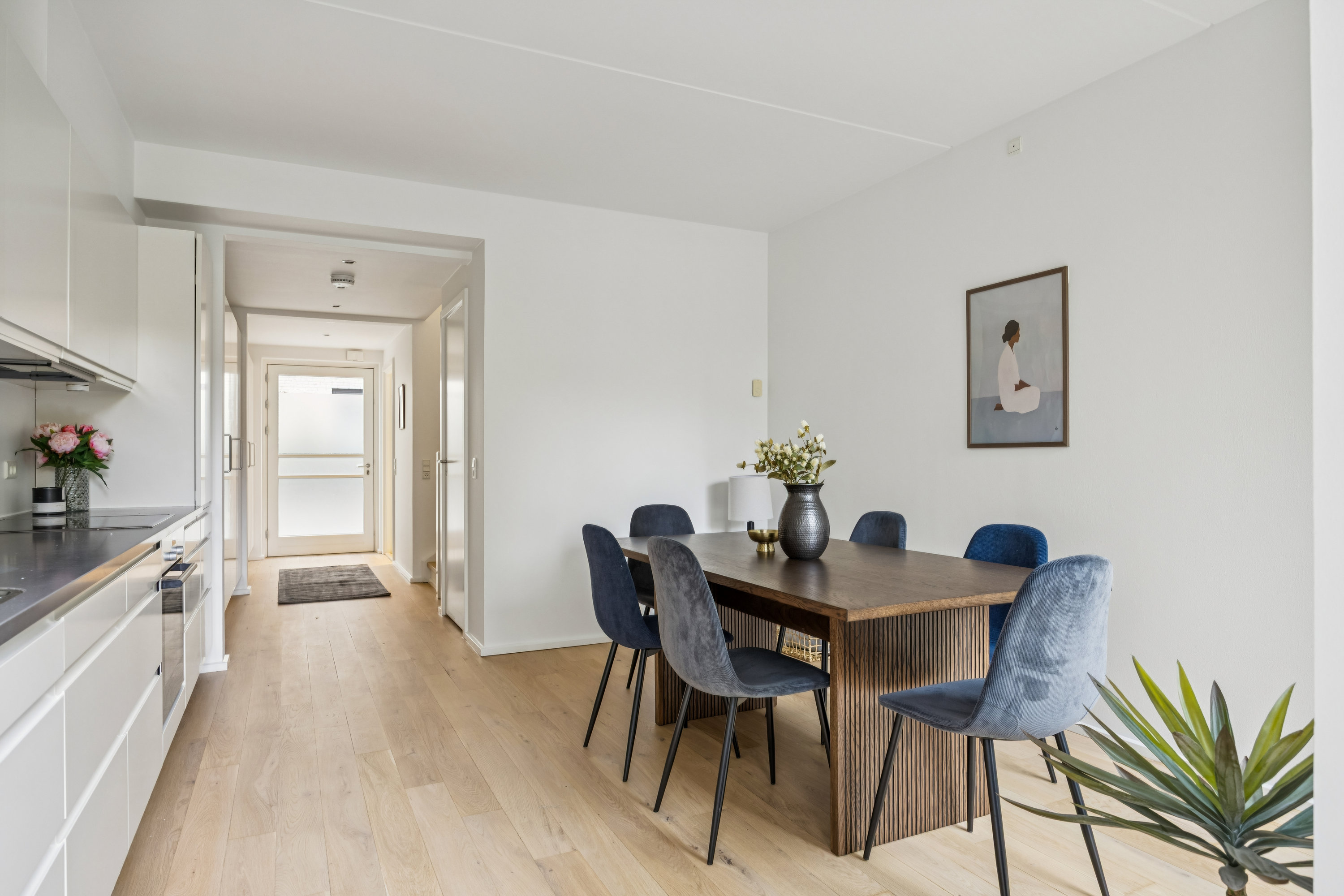 Fremhævet køkken billede i fuldskærmstilstand. Billede af Porcelænshaven 3F, 2000 Frederiksberg