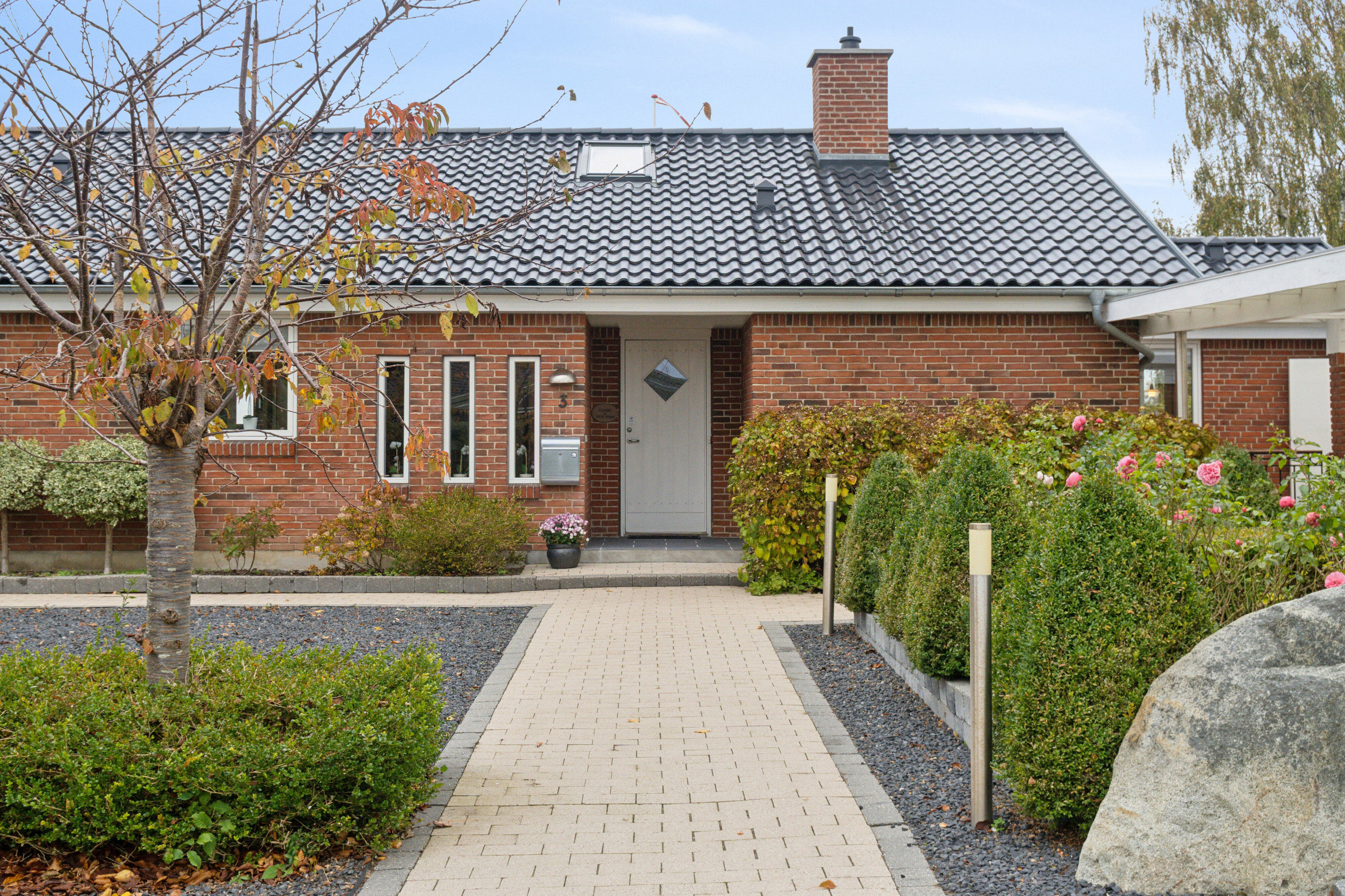 Fremhævet udendørs billede i fuldskærmstilstand. Billede af Rytterbakken 3, 3650 Ølstykke