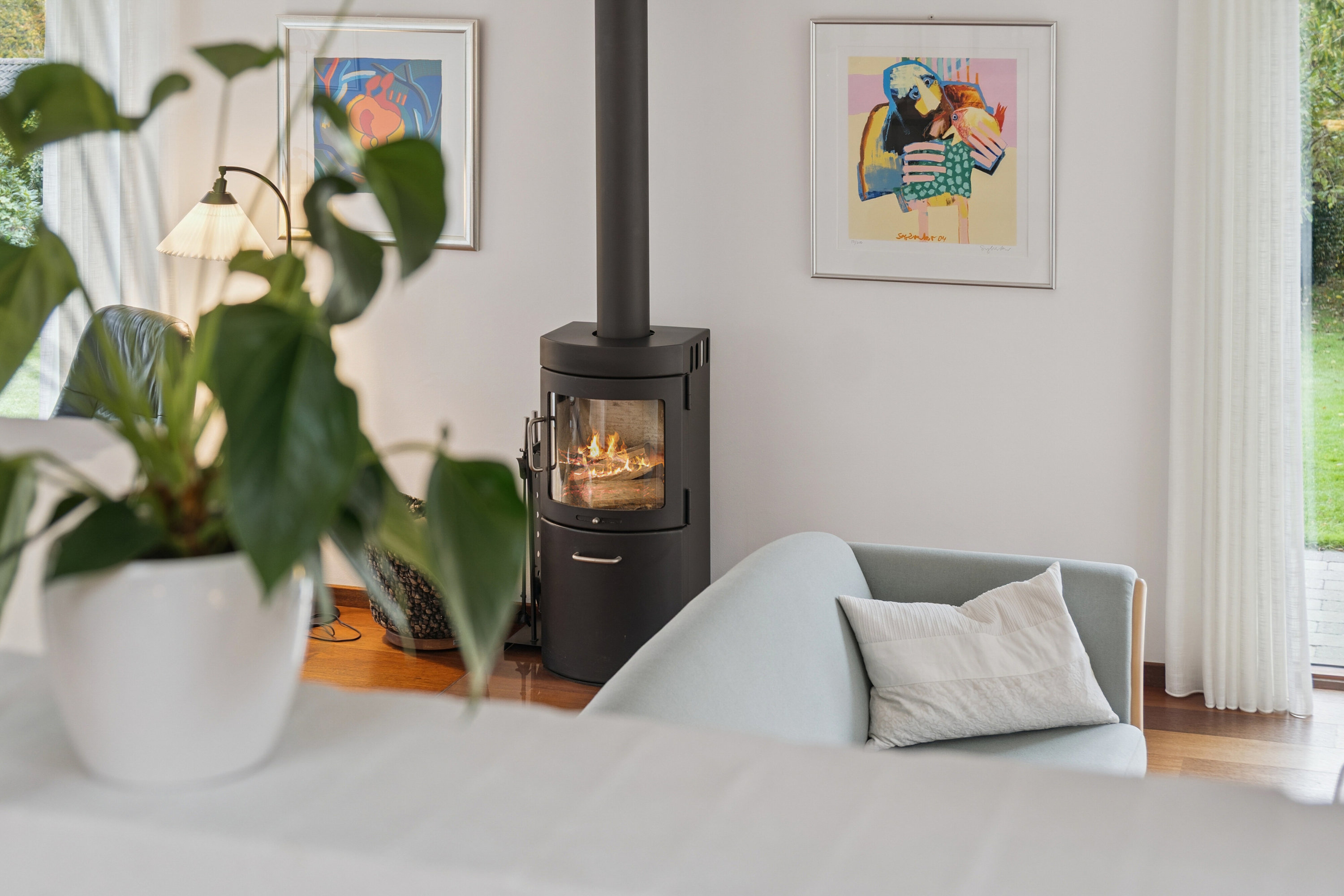 Fremhævet stue billede i fuldskærmstilstand. Billede af Rytterbakken 3, 3650 Ølstykke