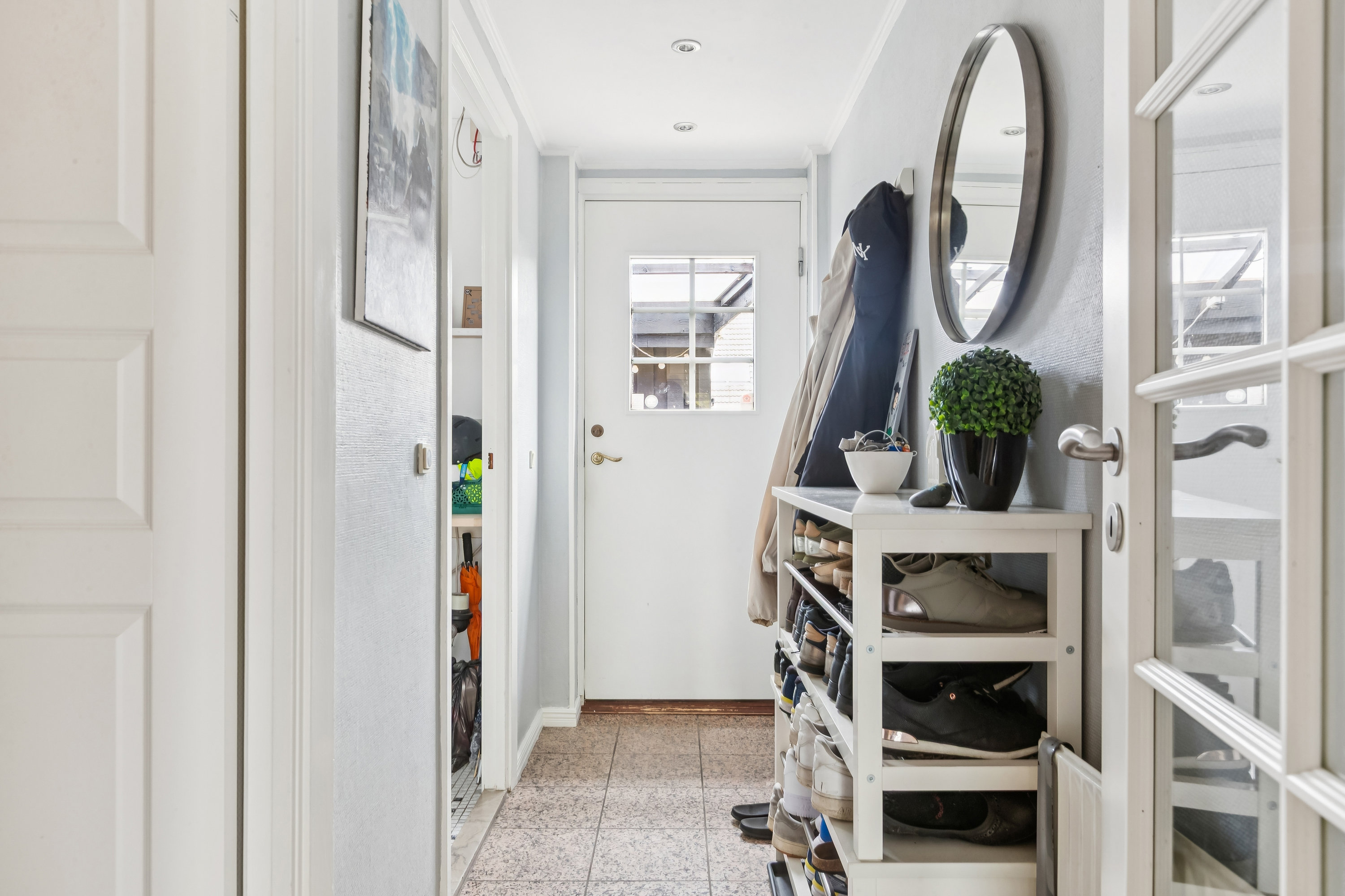 Miniaturebillede 1: gang. Billede af Stærebo 15, 2665 Vallensbæk Strand