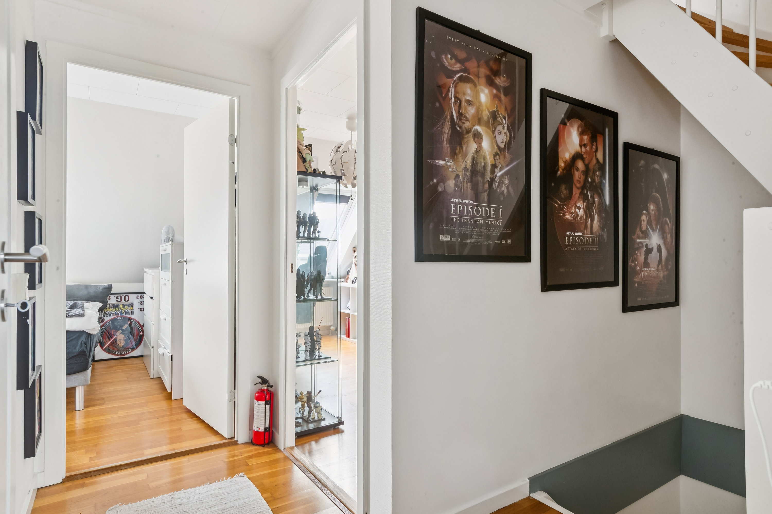 Fremhævet gang billede i fuldskærmstilstand. Billede af Stærebo 15, 2665 Vallensbæk Strand