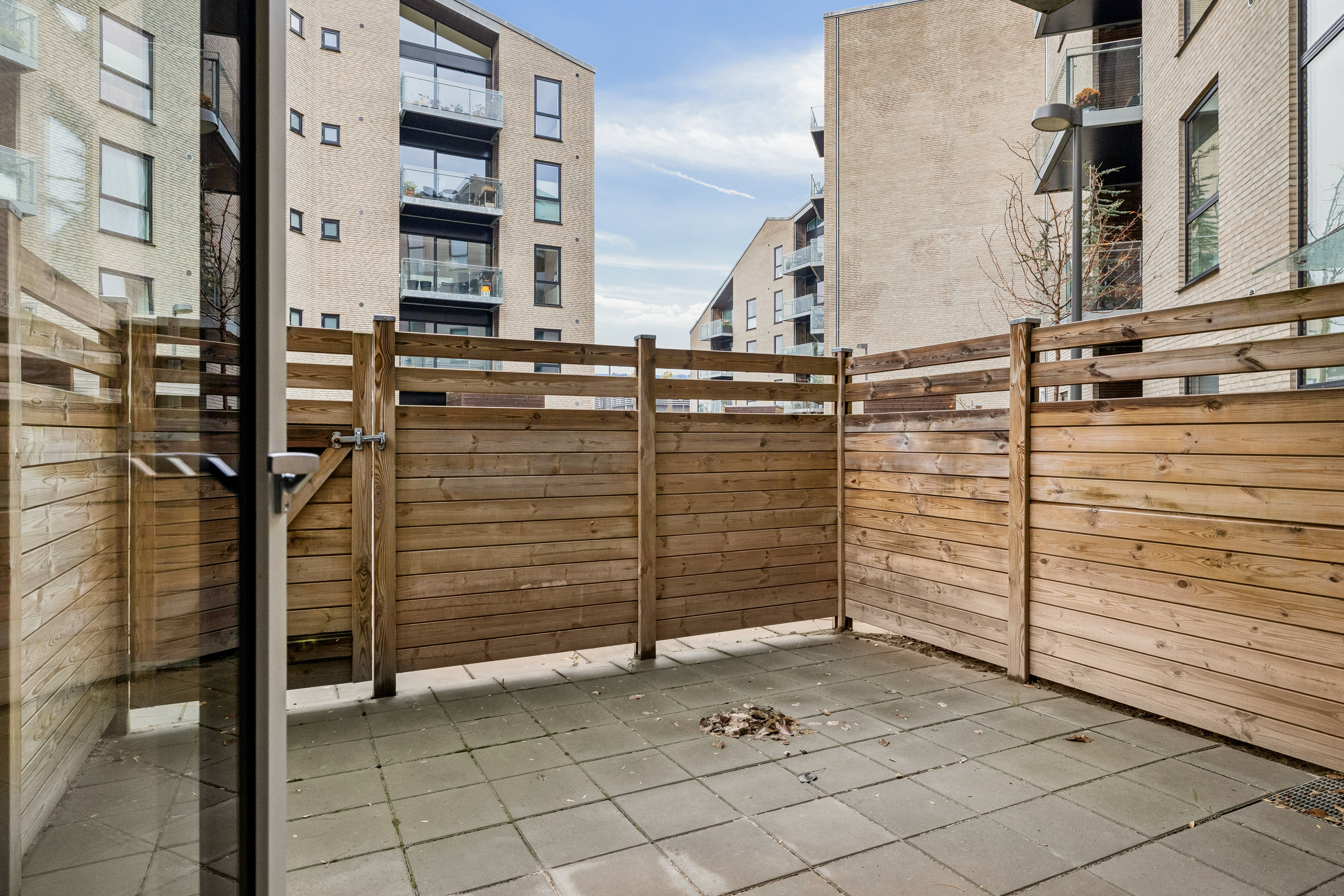 Fremhævet terrasse billede i fuldskærmstilstand. Billede af Ovenvande 5, st.. th., 8660 Skanderborg