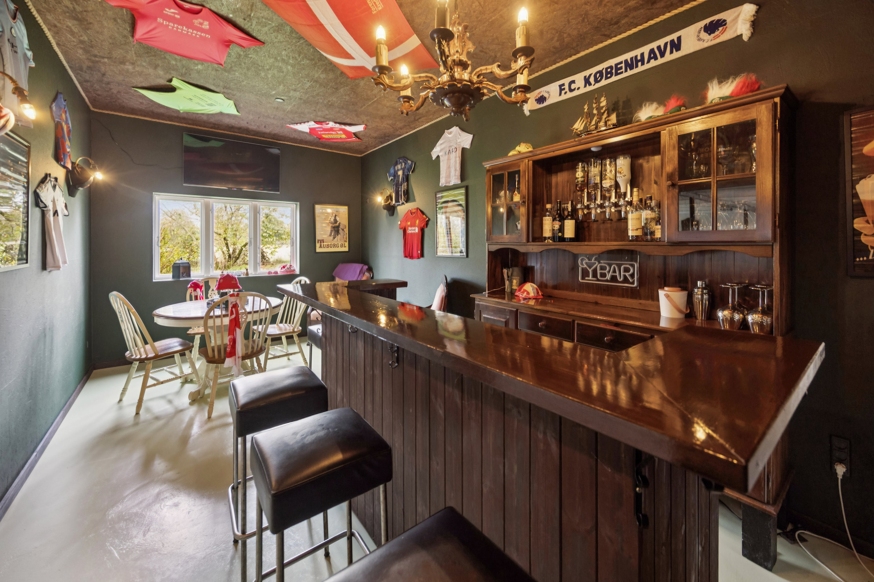 Fremhævet køkken billede i fuldskærmstilstand. Billede af Sønderskovvej 170, 9370 Hals