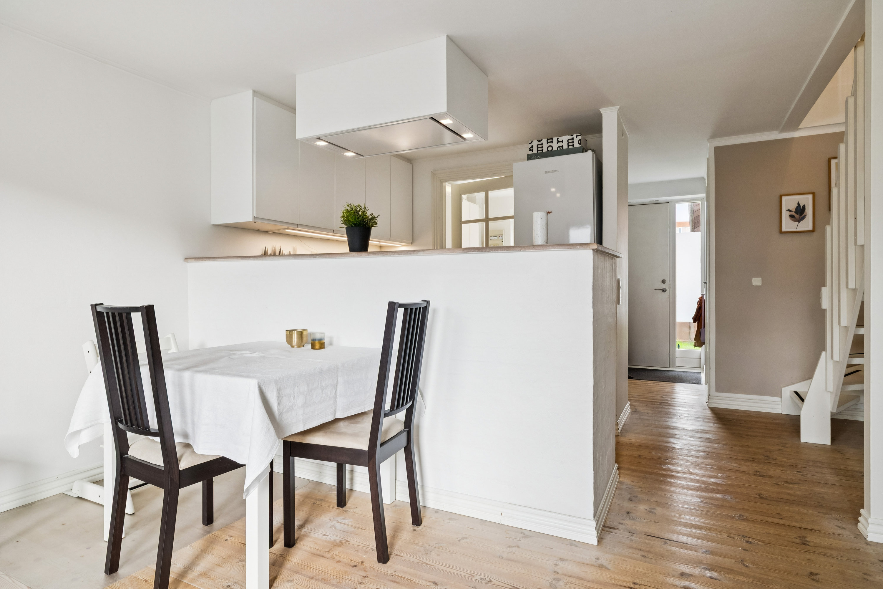 Fremhævet køkken/alrum billede i fuldskærmstilstand. Billede af Vesterparken 57, 8660 Skanderborg