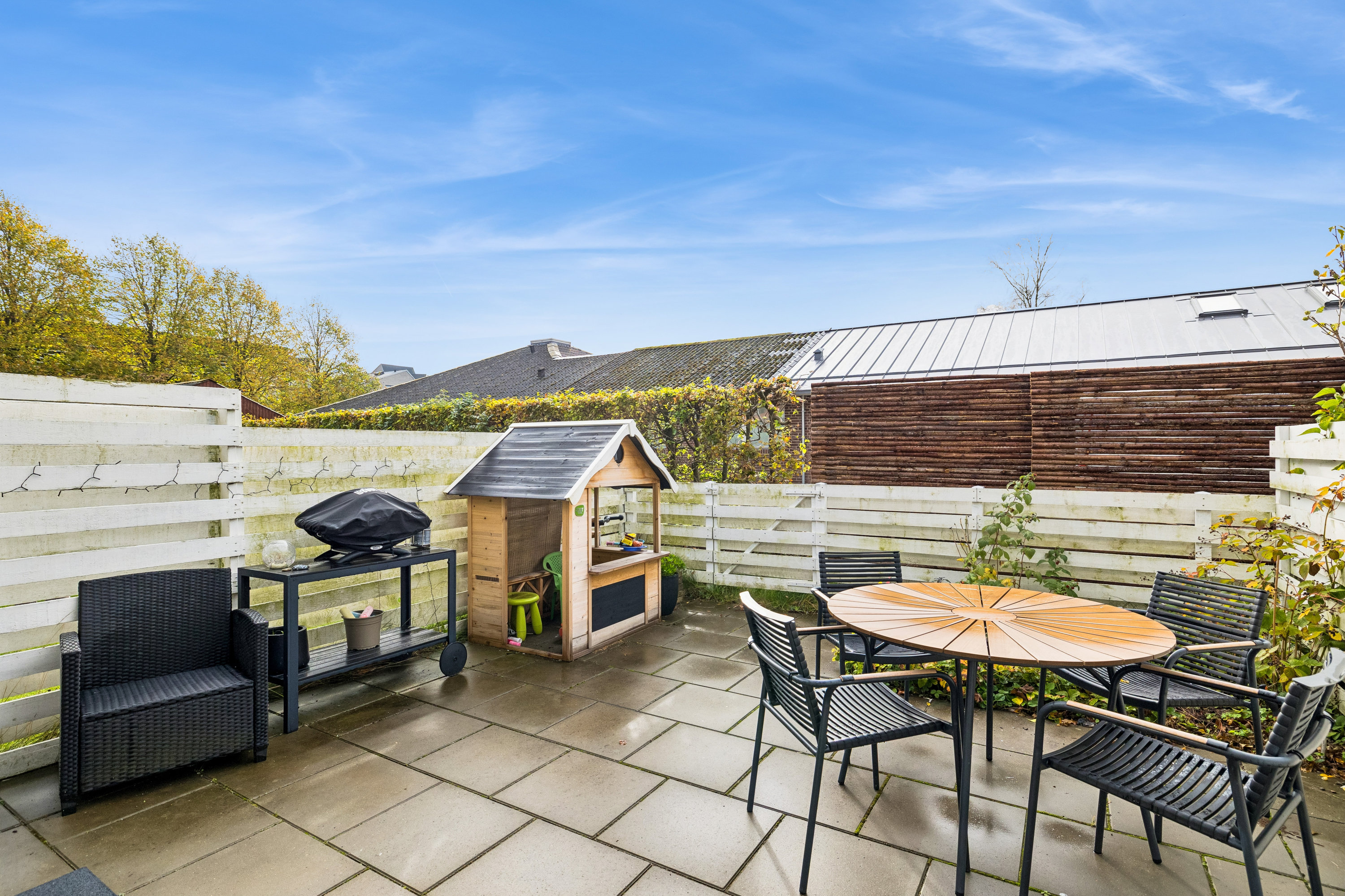 Fremhævet terrasse billede i fuldskærmstilstand. Billede af Vesterparken 57, 8660 Skanderborg