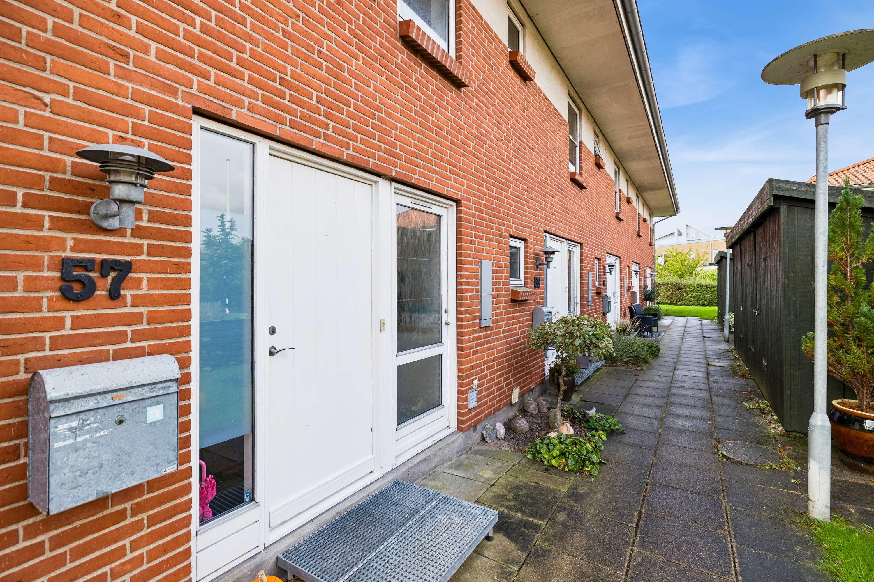 Miniaturebillede 1: ejendommen. Billede af Vesterparken 57, 8660 Skanderborg