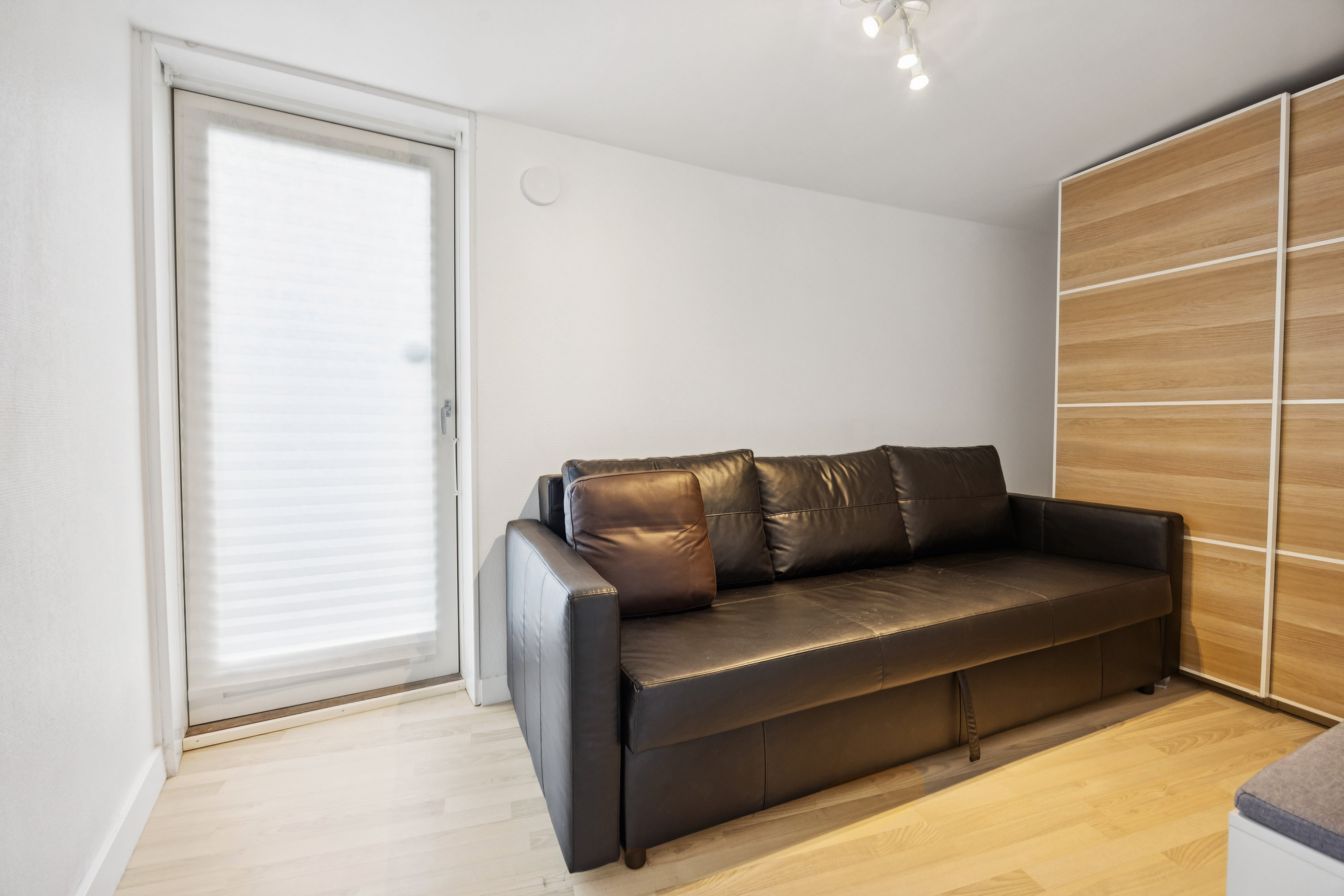 Fremhævet værelse billede i fuldskærmstilstand. Billede af Rødkløvervej 5, Hou, 9370 Hals