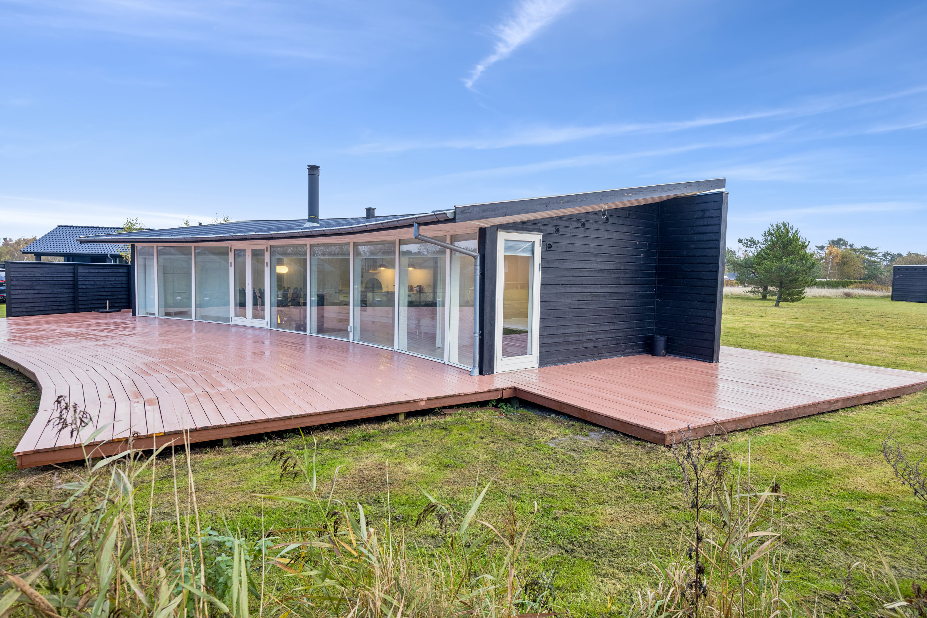 Fremhævet andet billede i fuldskærmstilstand. Billede af Rødkløvervej 5, Hou, 9370 Hals