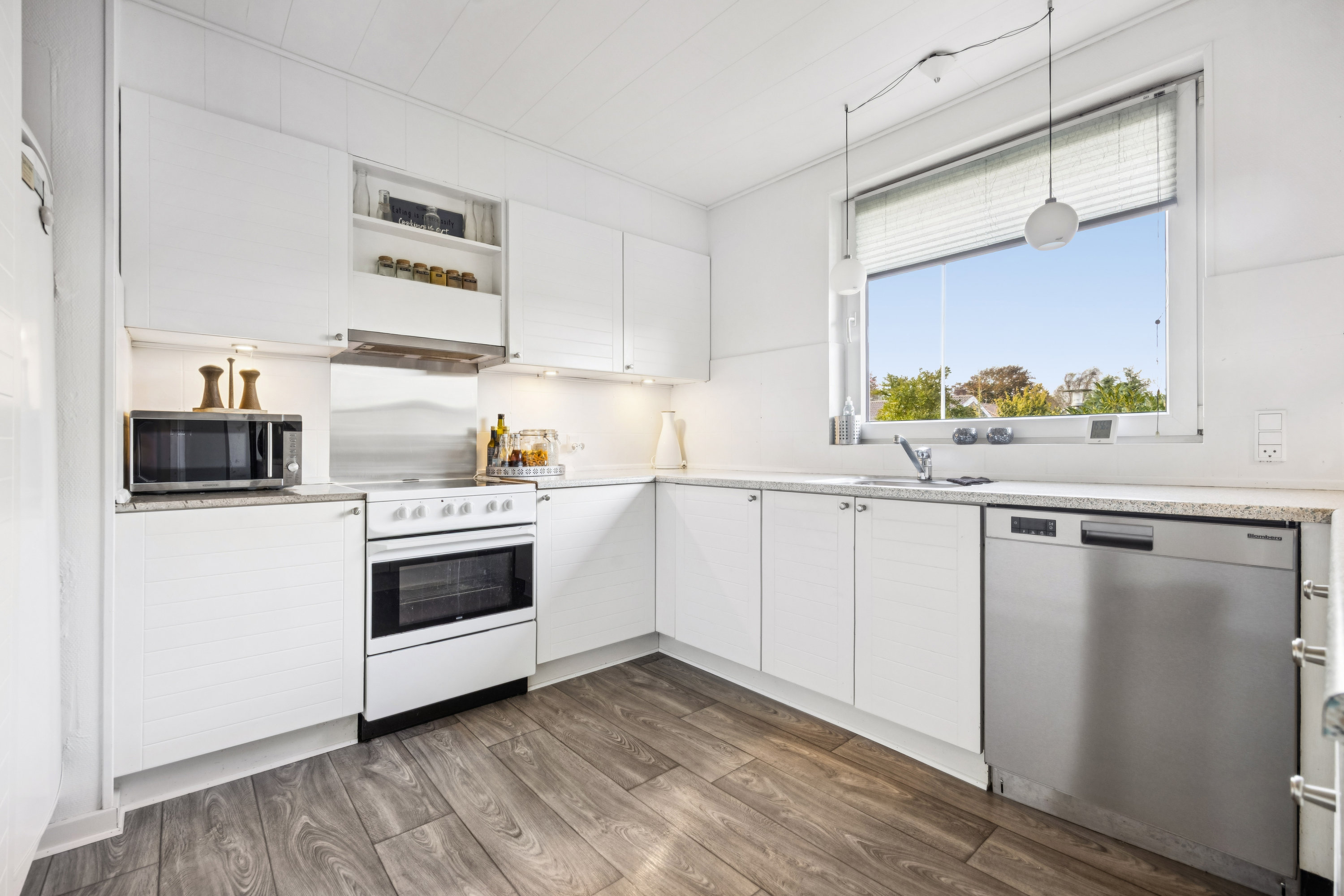 Fremhævet køkken billede i fuldskærmstilstand. Billede af Fuglevænget 41, Klejtrup, 9500 Hobro