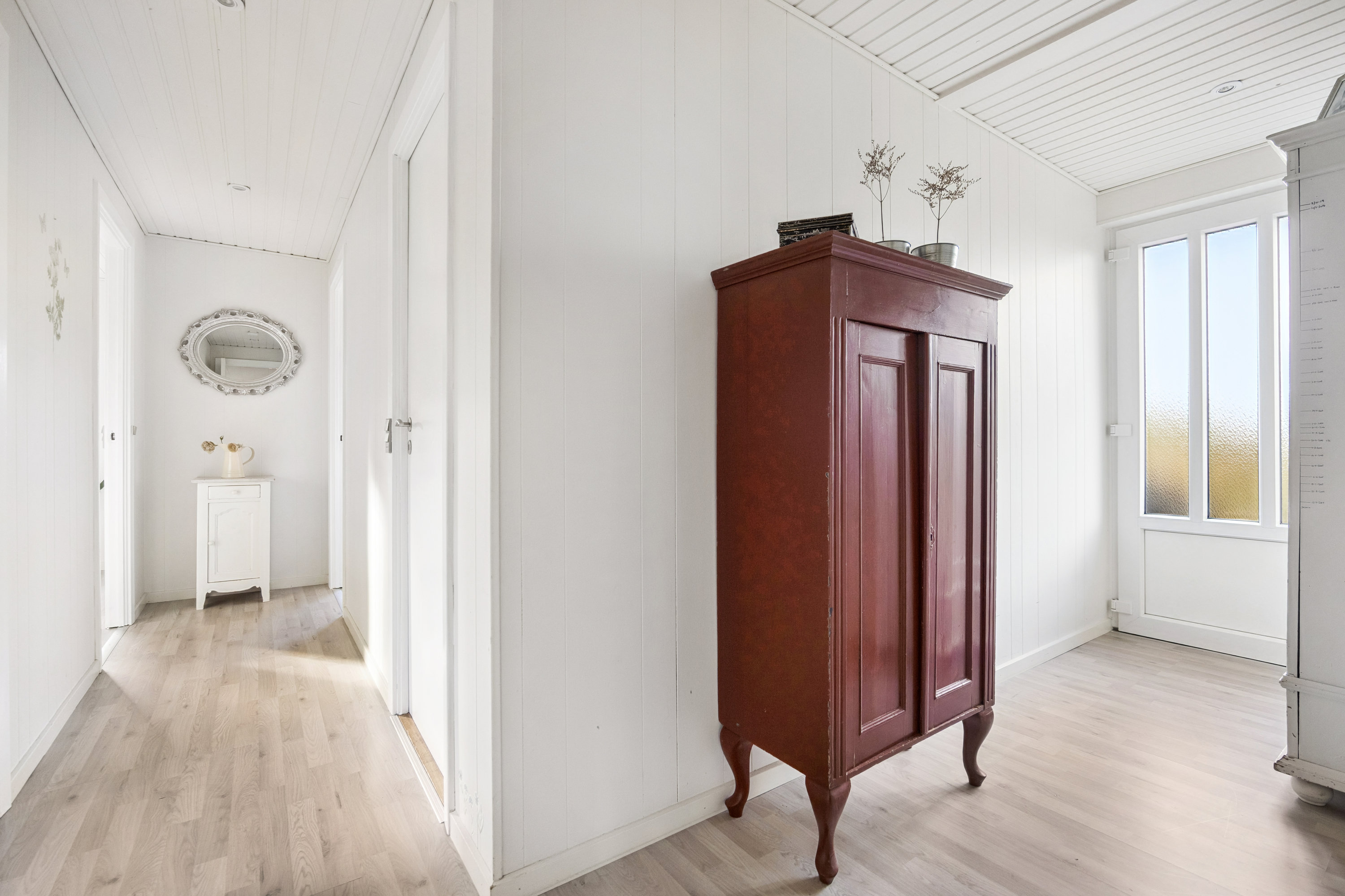 Fremhævet gang billede i fuldskærmstilstand. Billede af Fuglevænget 41, Klejtrup, 9500 Hobro