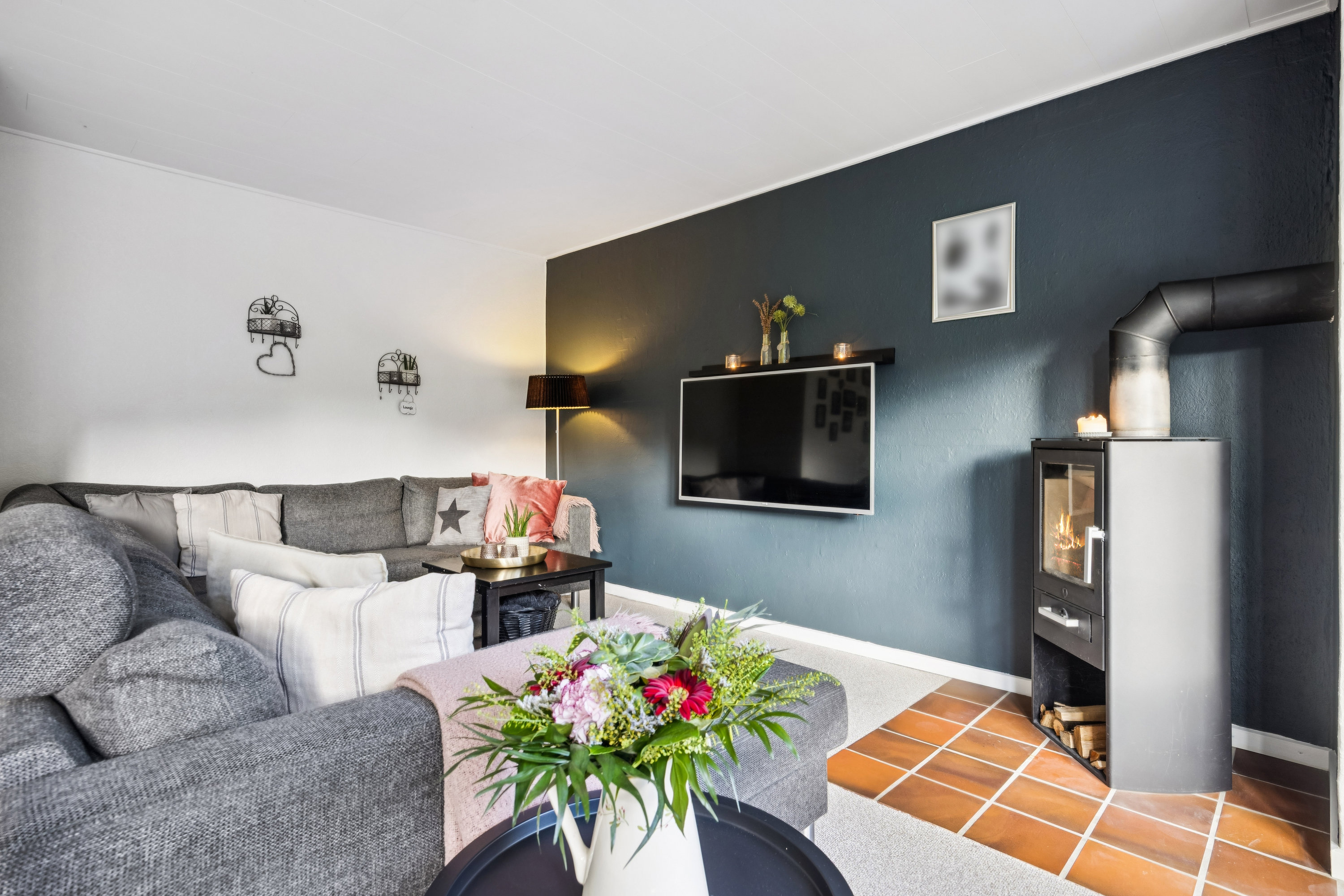 Fremhævet stue billede i fuldskærmstilstand. Billede af Fuglevænget 41, Klejtrup, 9500 Hobro