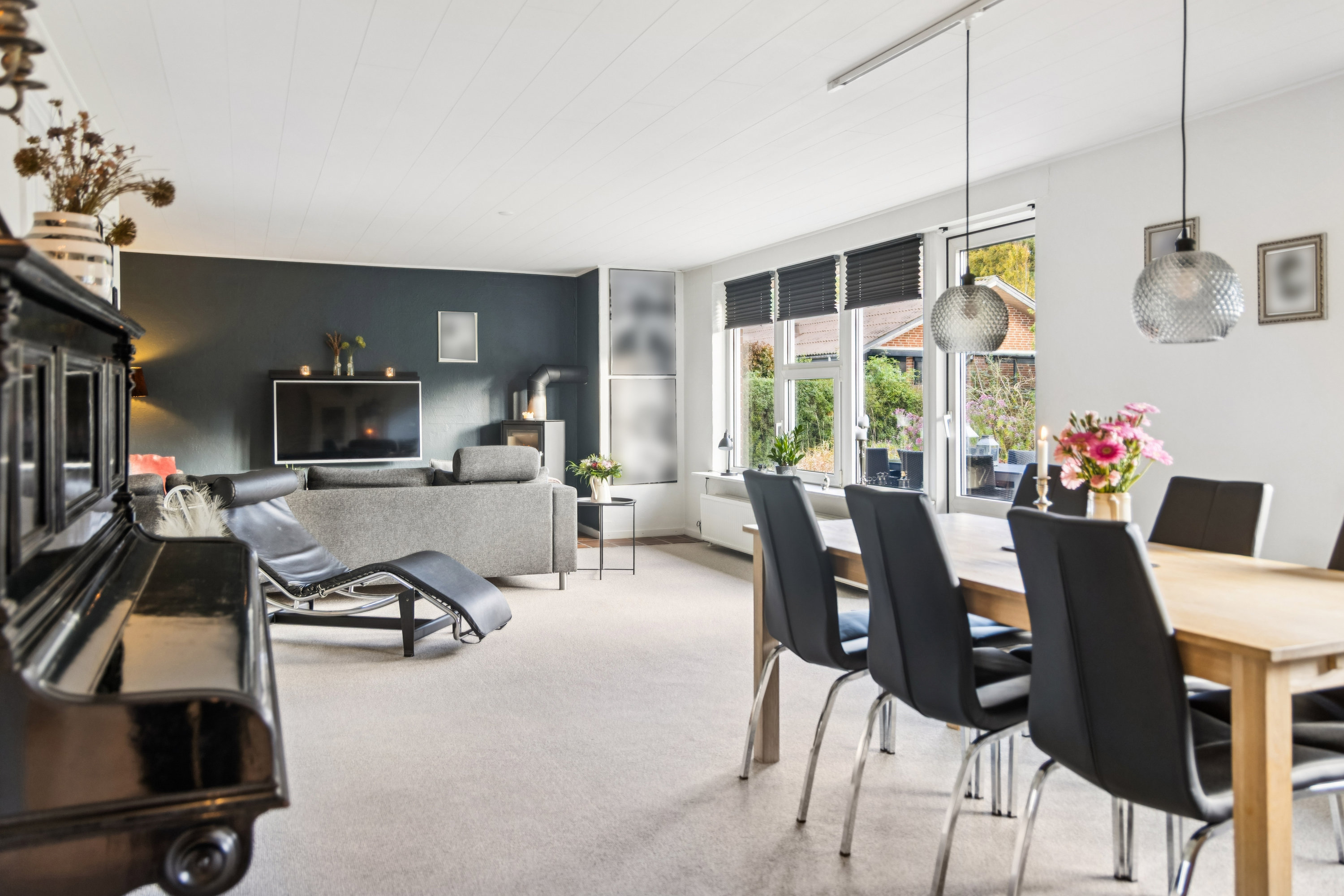 Fremhævet stue billede i fuldskærmstilstand. Billede af Fuglevænget 41, Klejtrup, 9500 Hobro