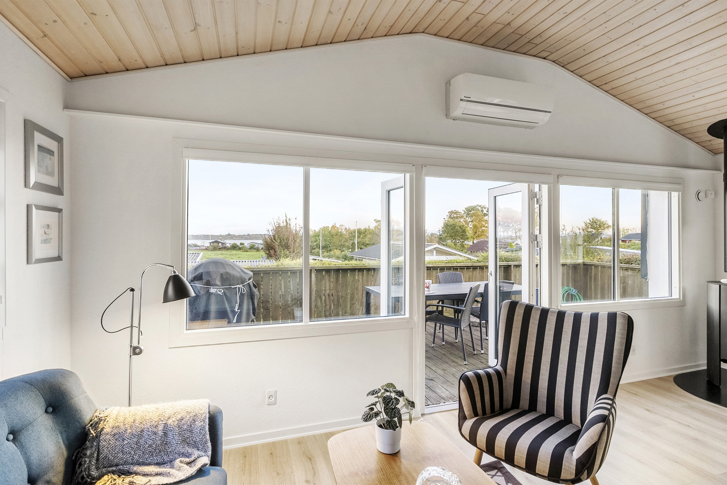 Fremhævet stue billede i fuldskærmstilstand. Billede af Skarkær 110, Skarrev, 6200 Aabenraa