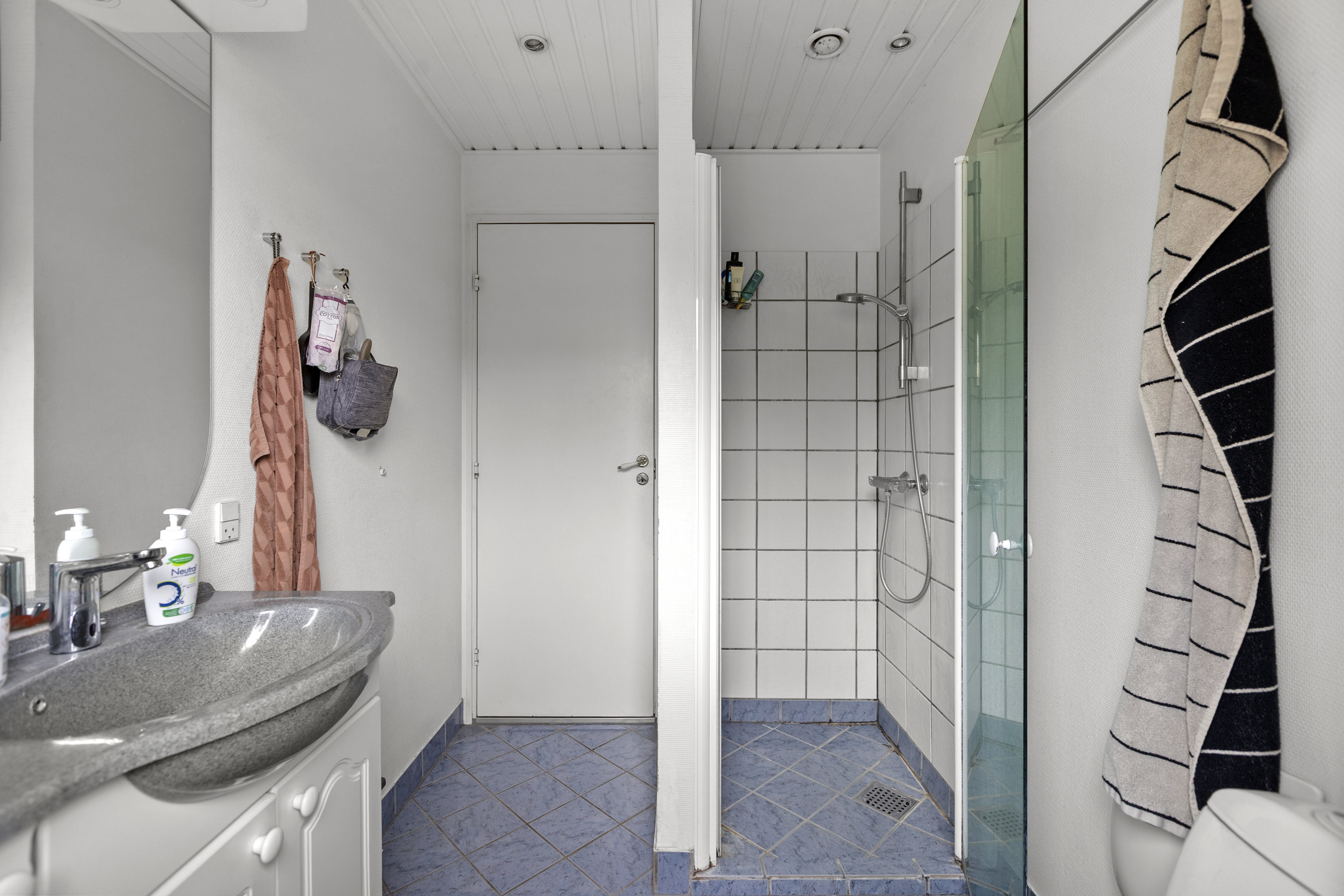 Fremhævet badeværelse billede i fuldskærmstilstand. Billede af Drosselvej 39, 4295 Stenlille